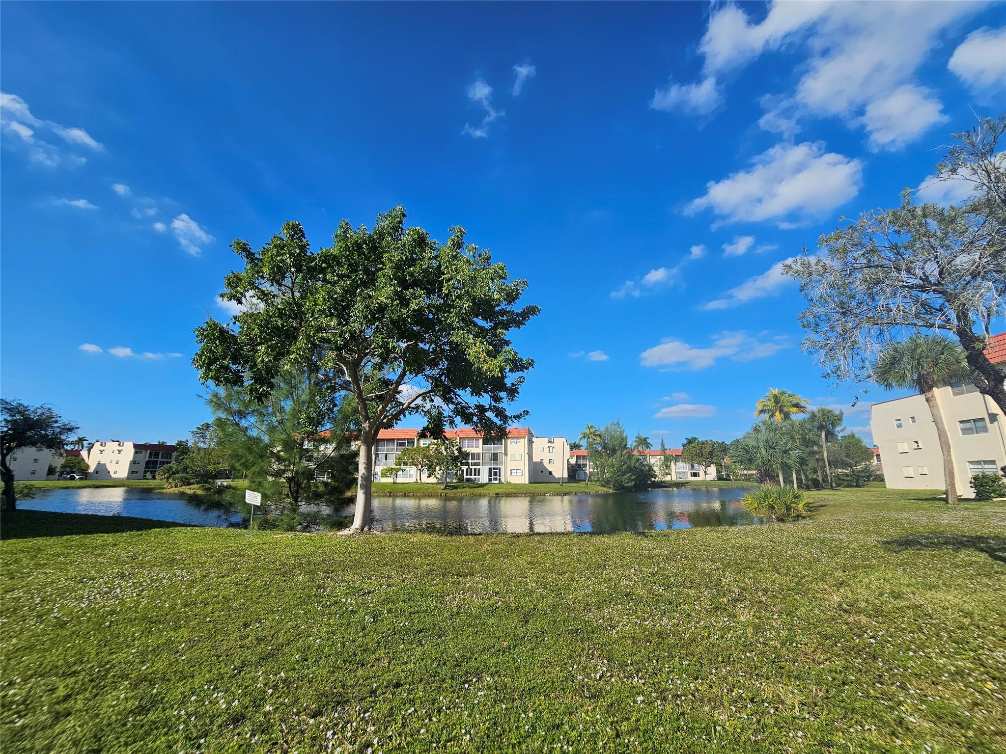 Sunrise Lakes - Residential