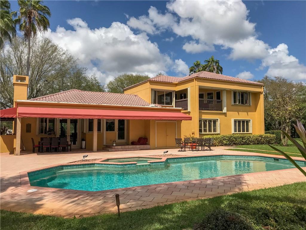 SUNSHINE RANCHES - Residential