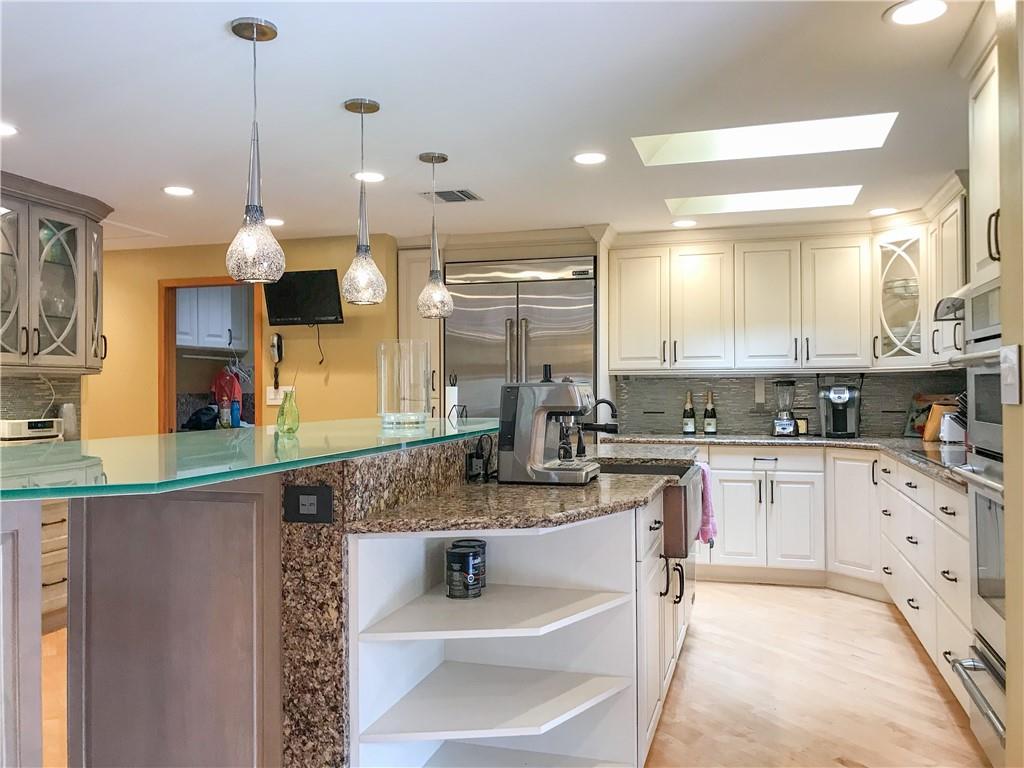 SUNSHINE RANCHES - Residential