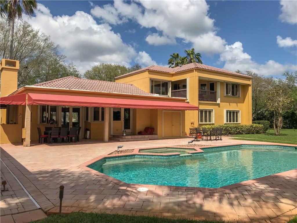 SUNSHINE RANCHES - Residential