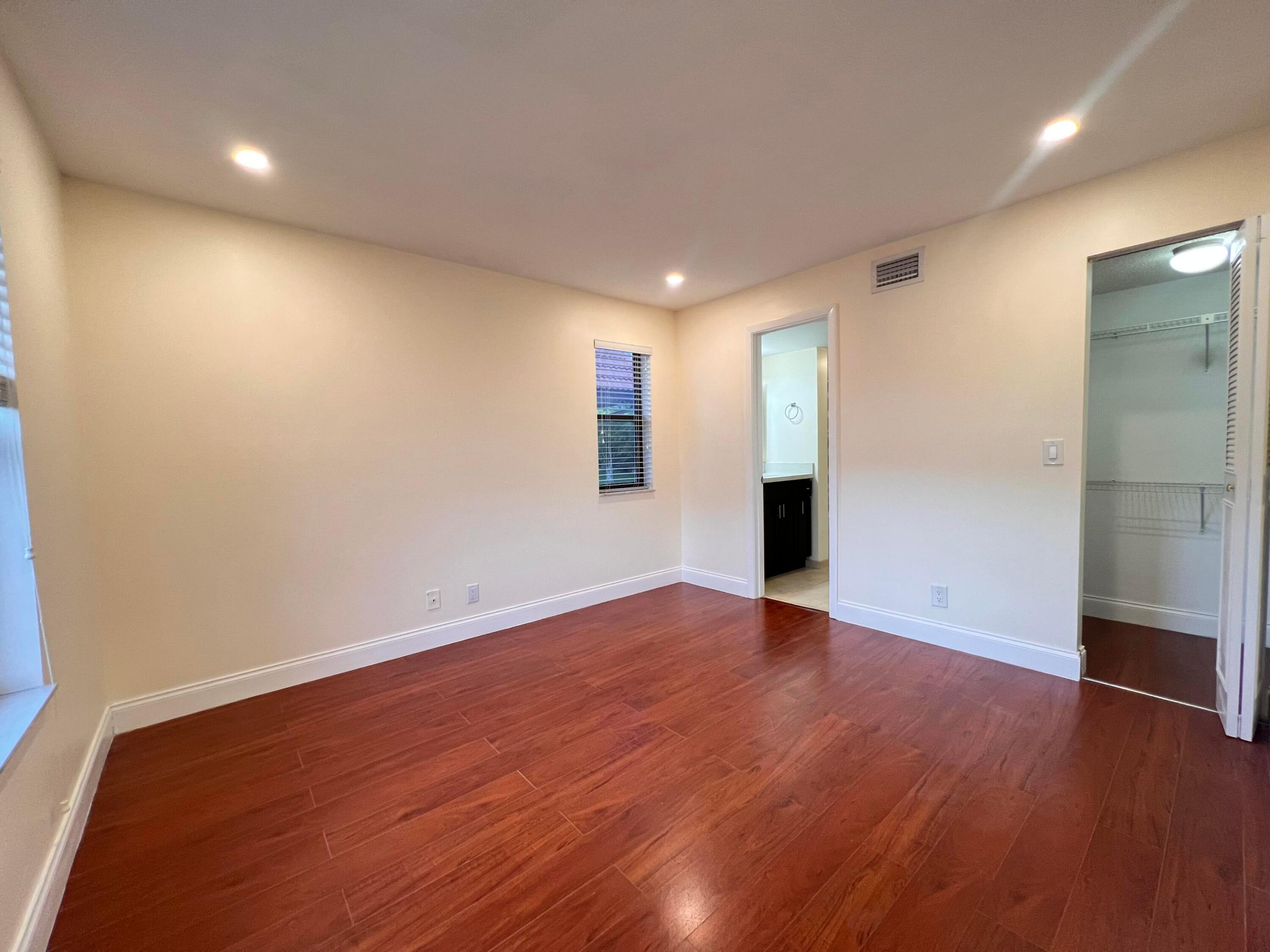 WOODS AT BOCA DEL MAR CONDO - Residential Lease