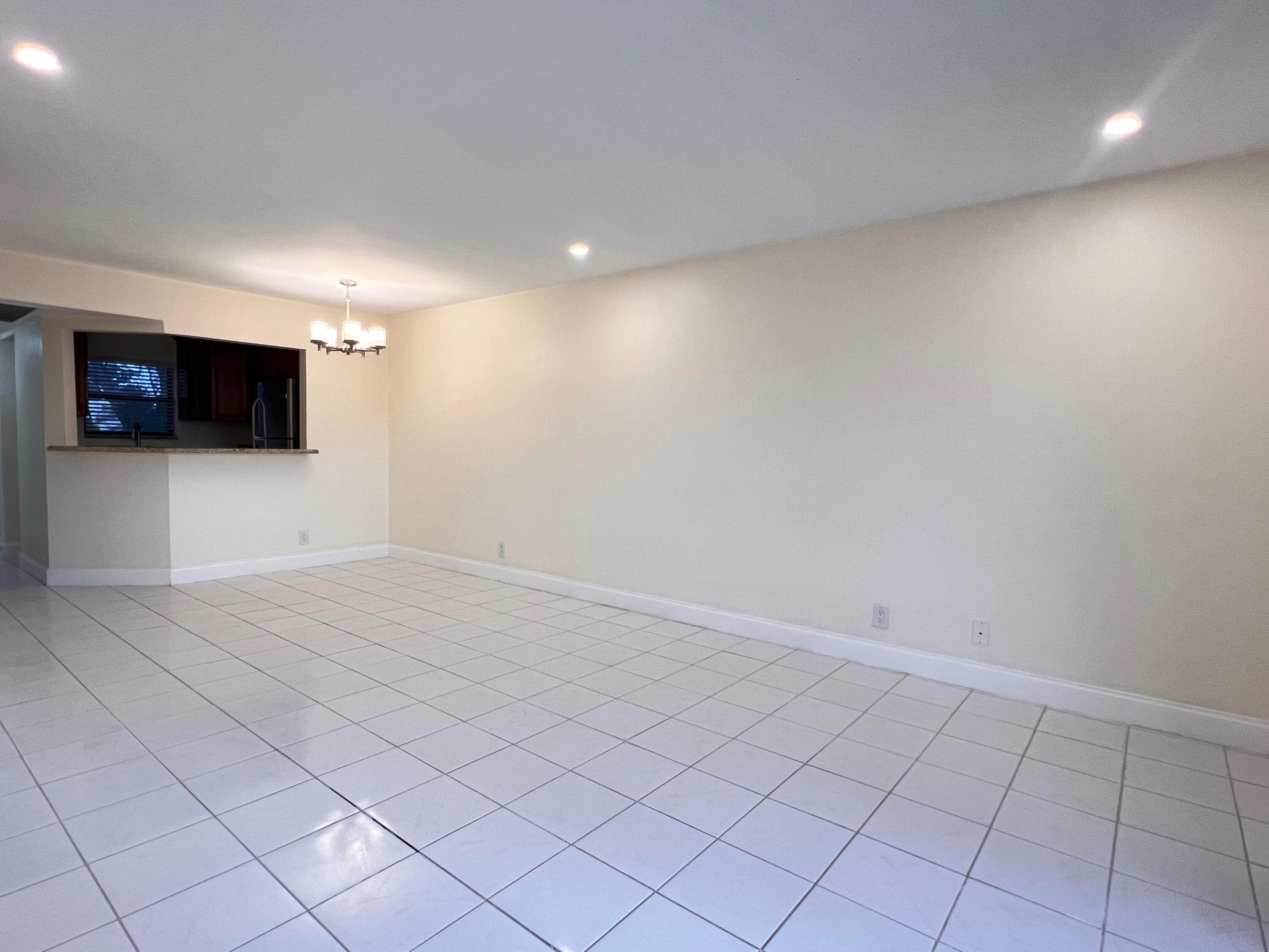 WOODS AT BOCA DEL MAR CONDO - Residential Lease