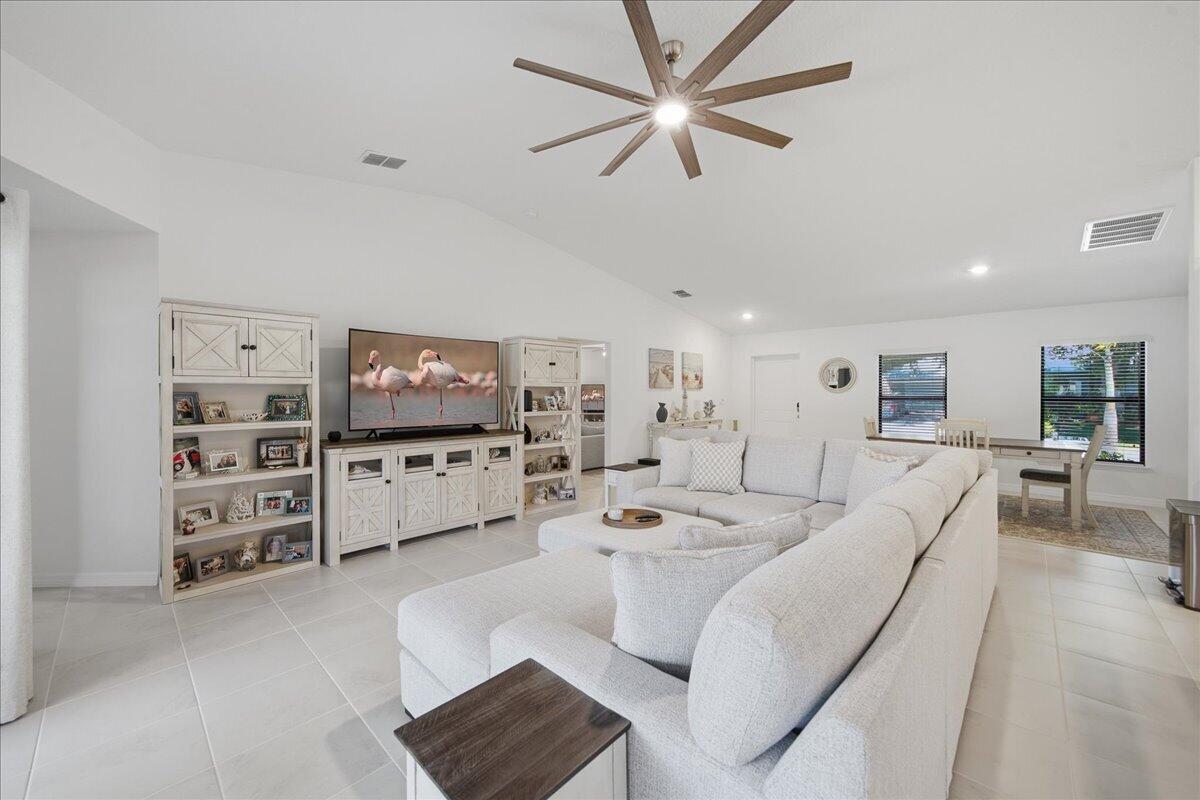 PORT MALABAR UNIT 11 - Residential