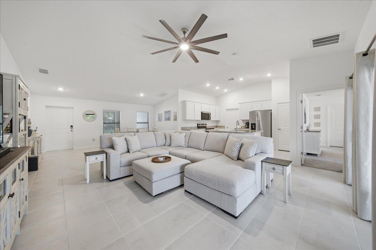 PORT MALABAR UNIT 11 - Residential