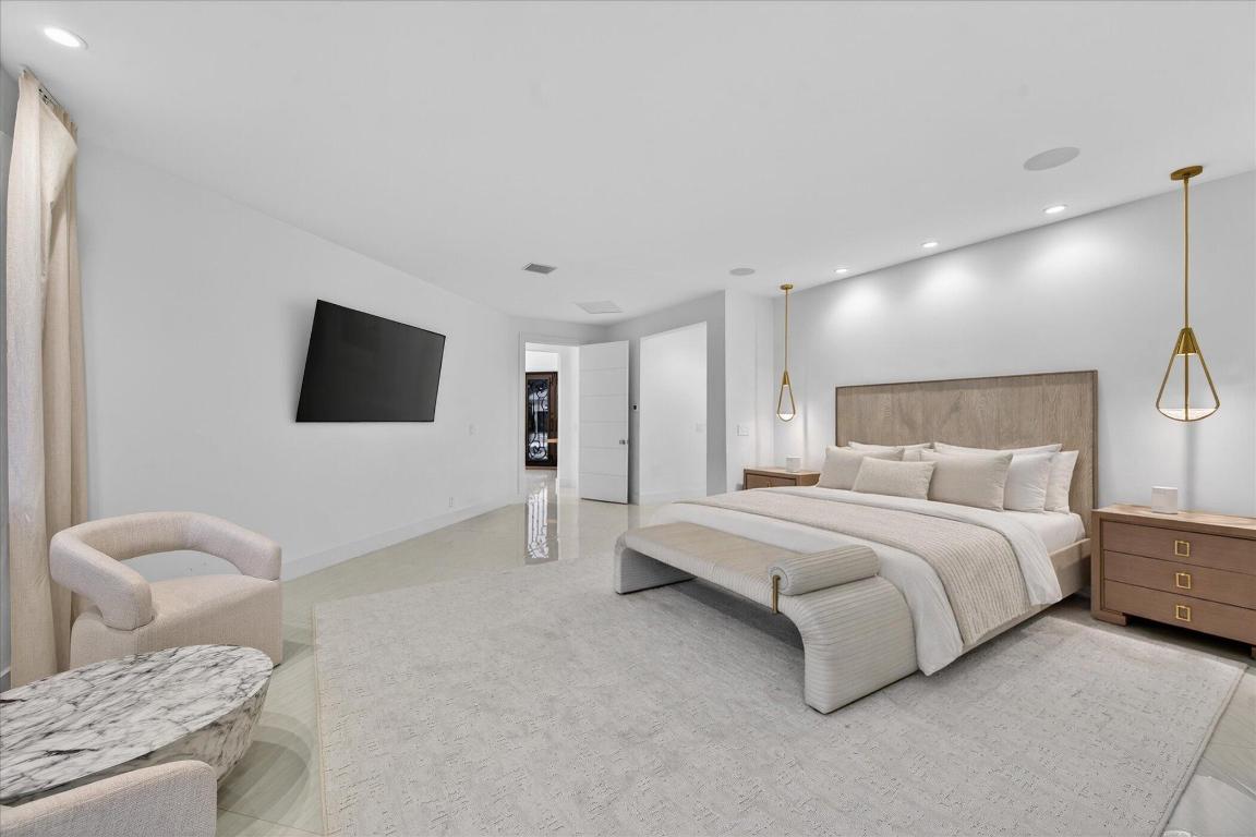DEVON PLACE AT WOODFIELD COUNTRY CLUB - Residential