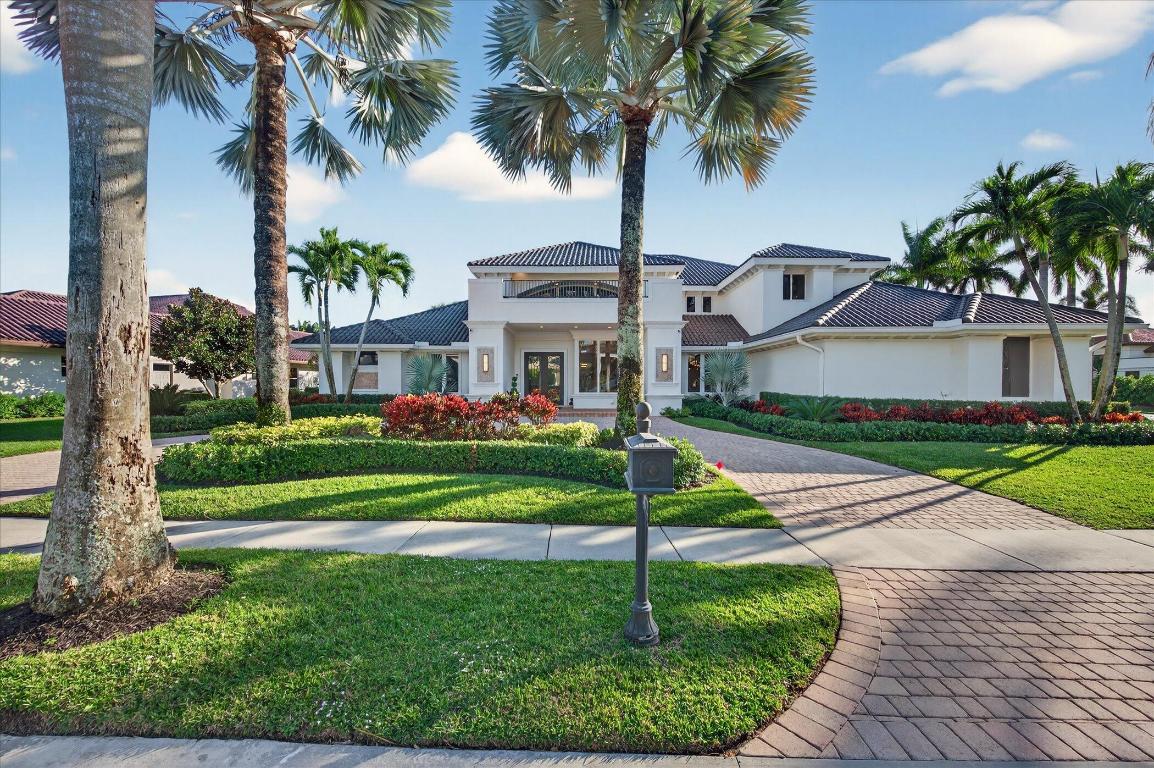 DEVON PLACE AT WOODFIELD COUNTRY CLUB - Residential
