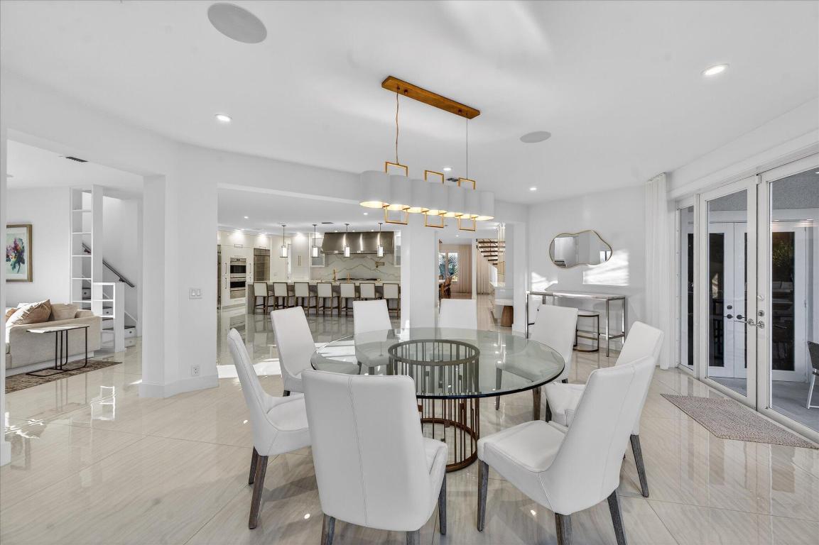 DEVON PLACE AT WOODFIELD COUNTRY CLUB - Residential