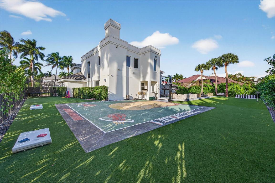 DEVON PLACE AT WOODFIELD COUNTRY CLUB - Residential