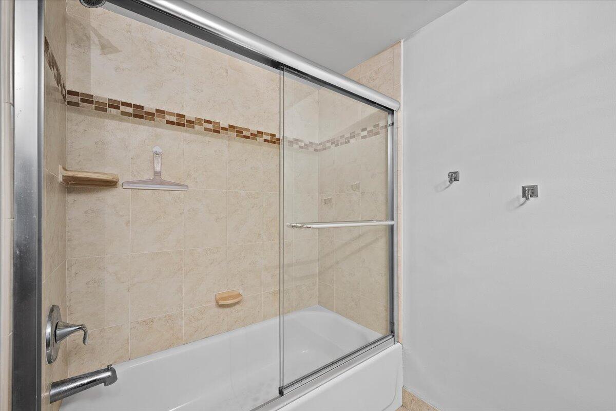 PHOENIX TOWERS CONDO - Residential