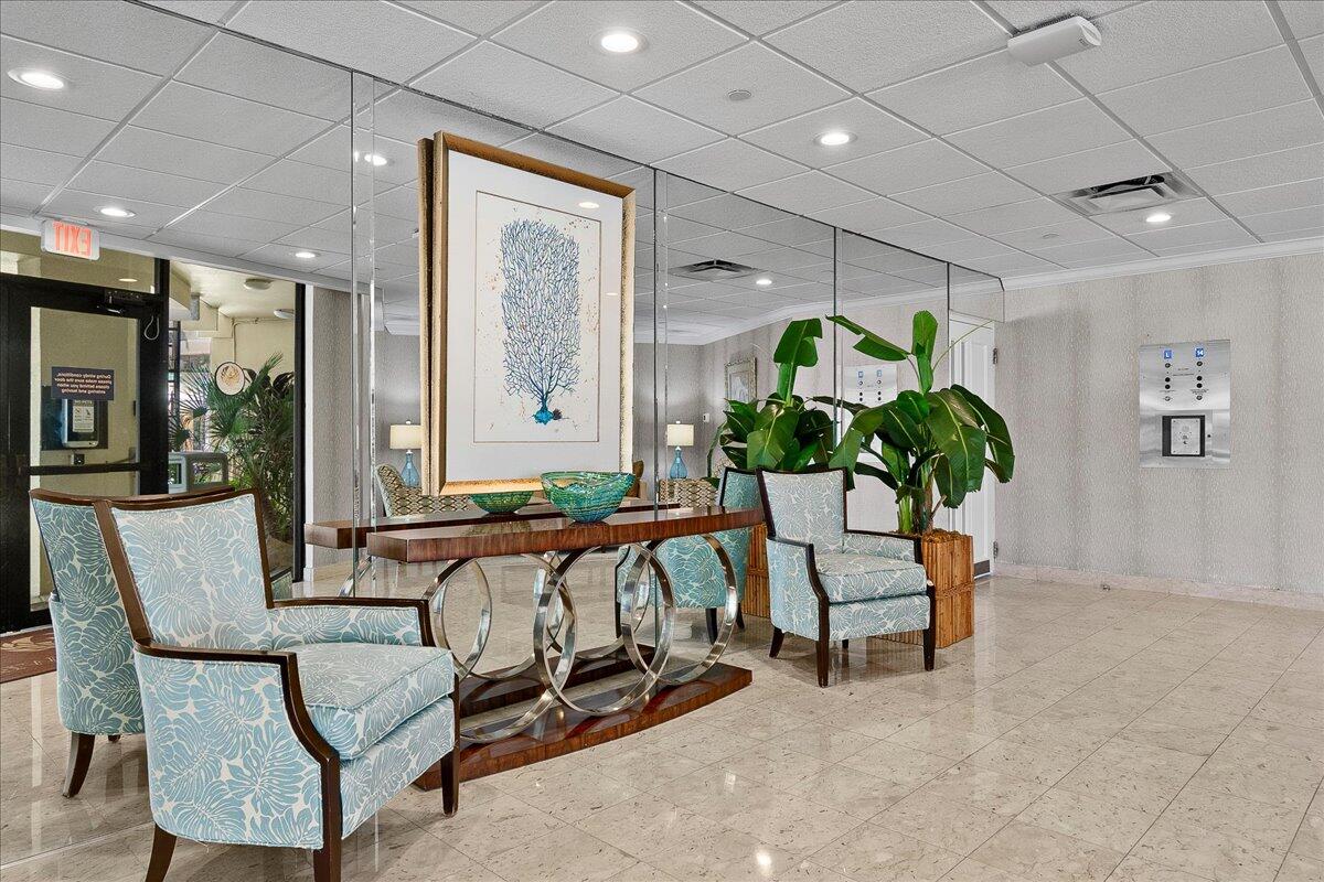 PHOENIX TOWERS CONDO - Residential