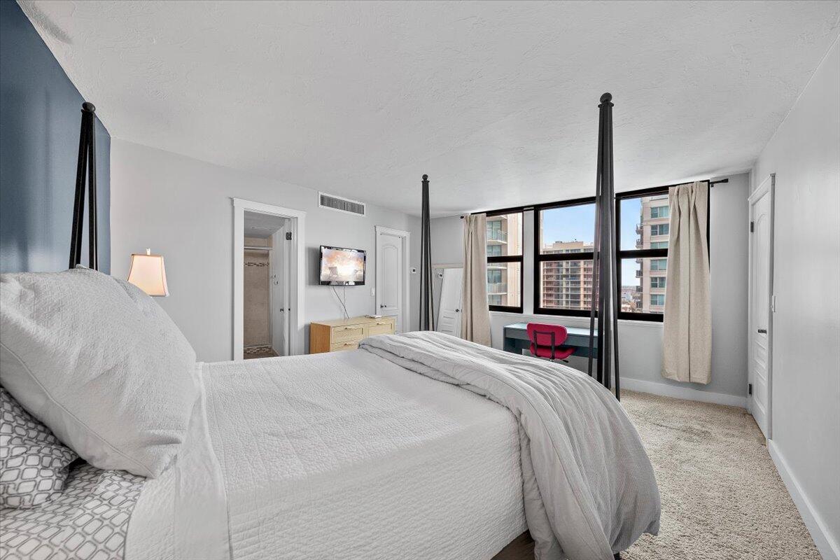 PHOENIX TOWERS CONDO - Residential
