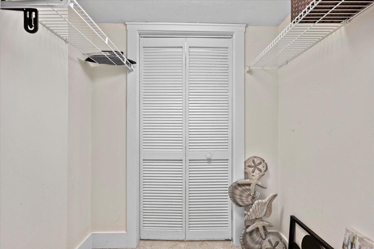 PHOENIX TOWERS CONDO - Residential