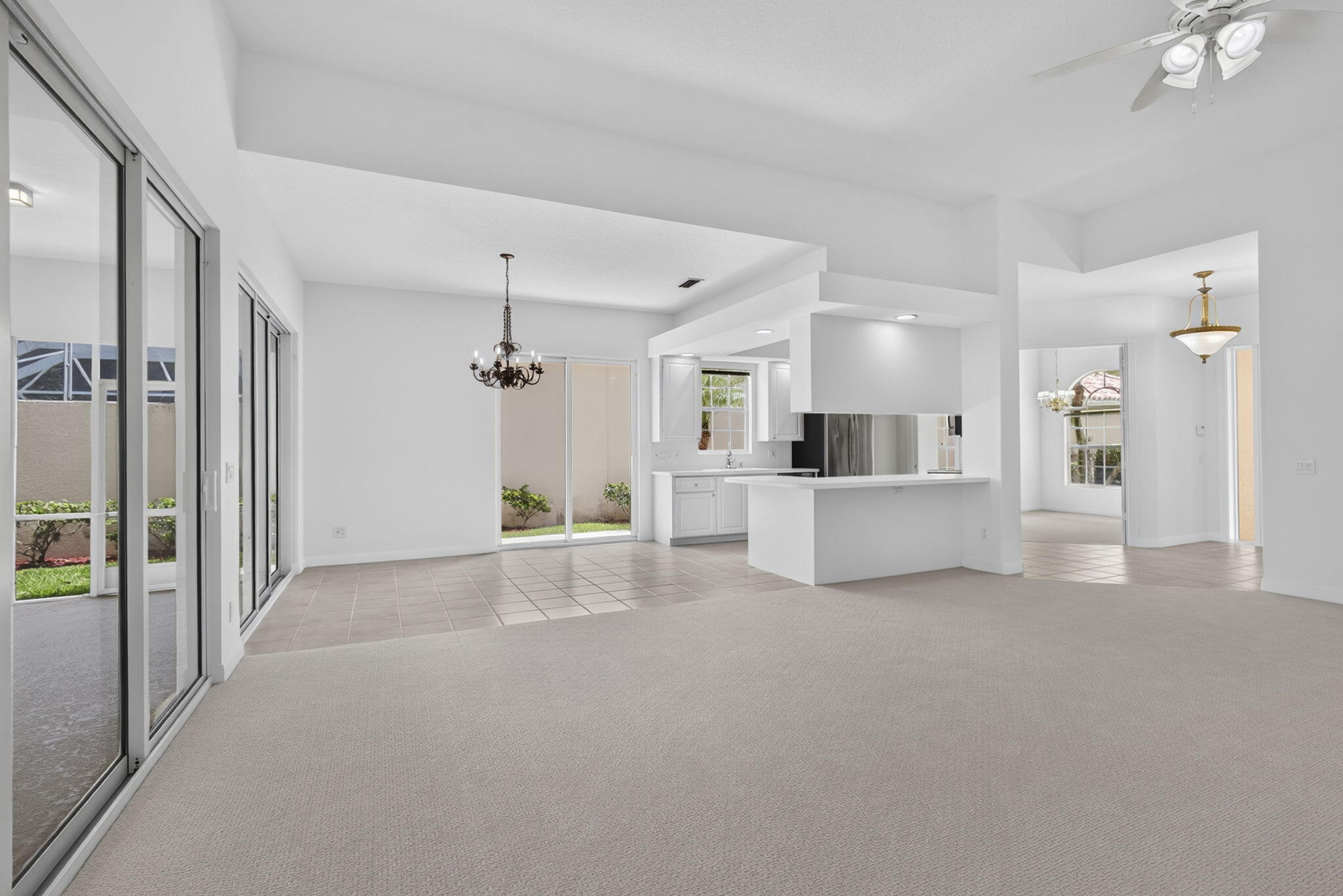 RIVERWALK 4 - Residential