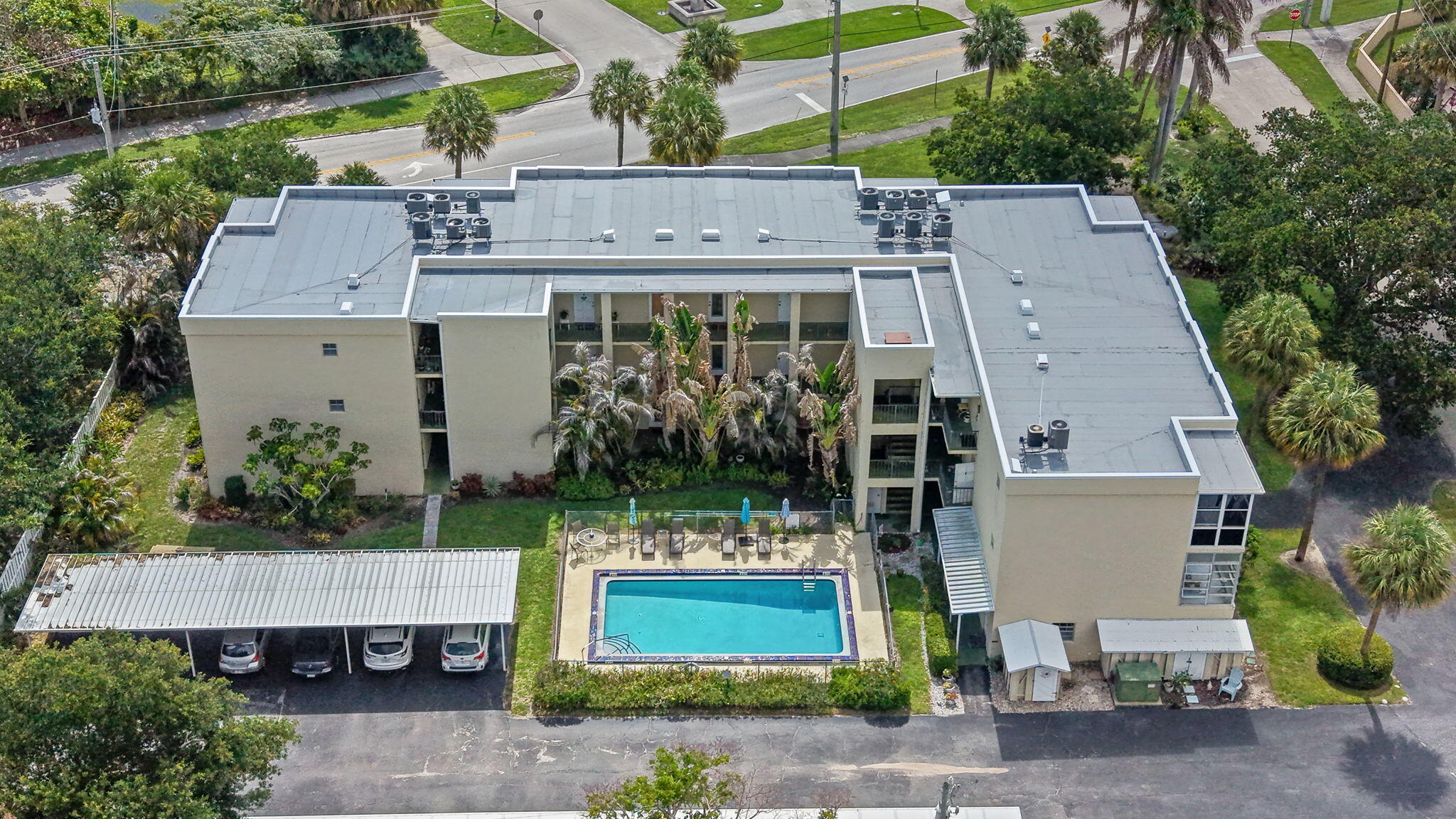 RIVER VISTA CONDO - Residential
