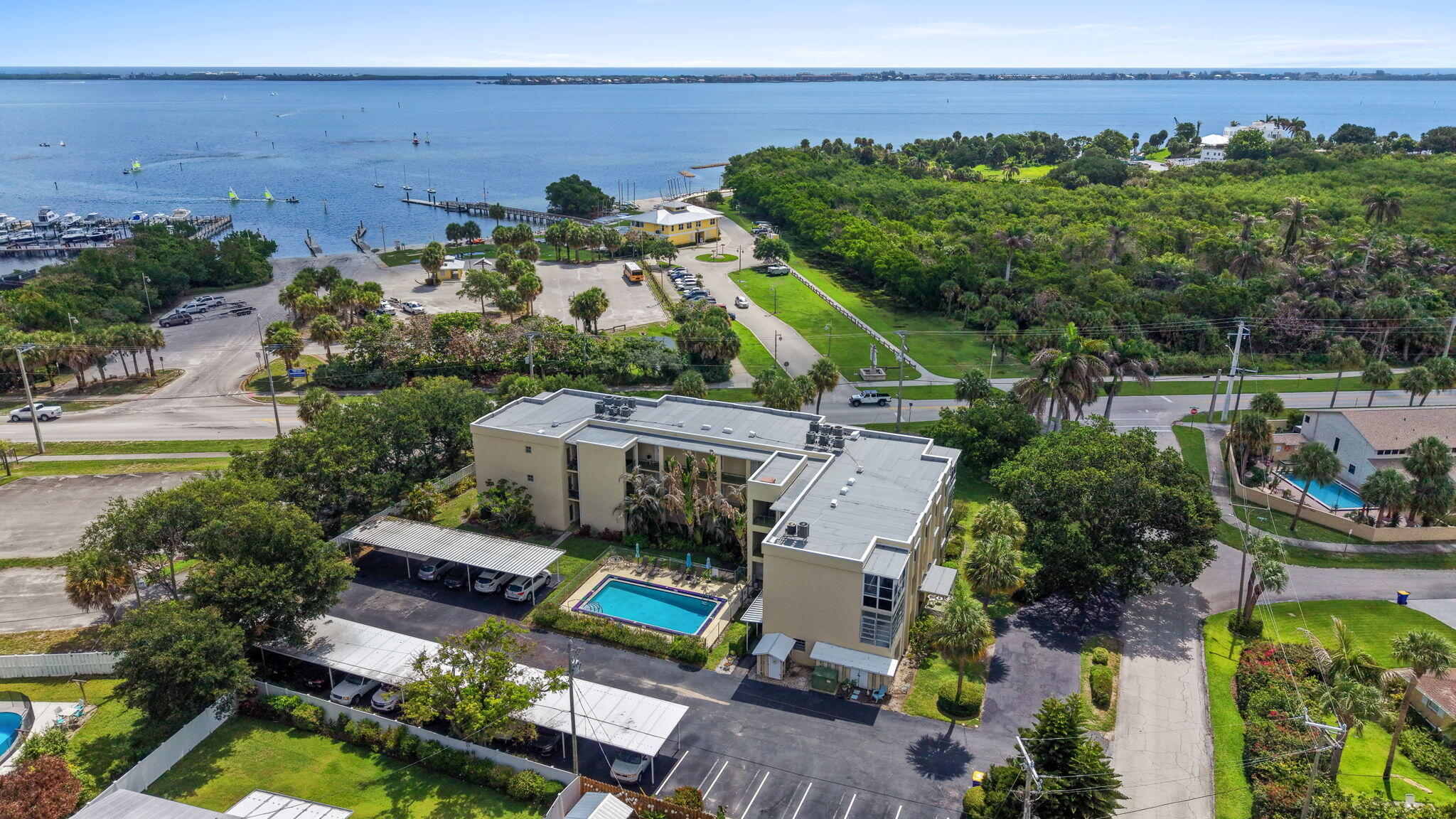 RIVER VISTA CONDO - Residential