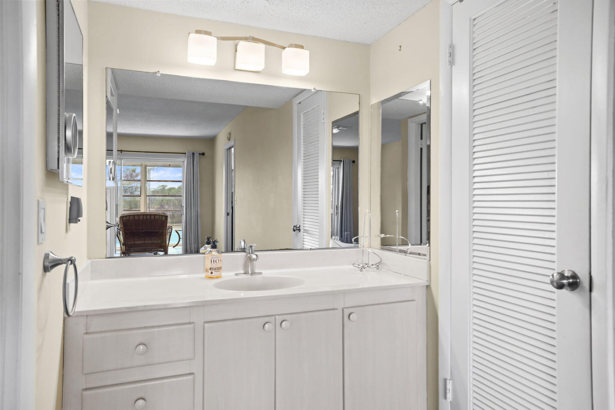 RIVER VISTA CONDO - Residential
