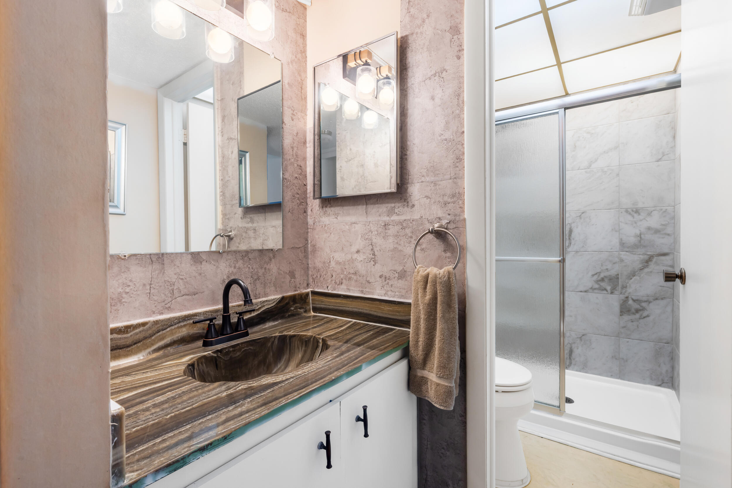 MILES GRANT CONDO - Residential