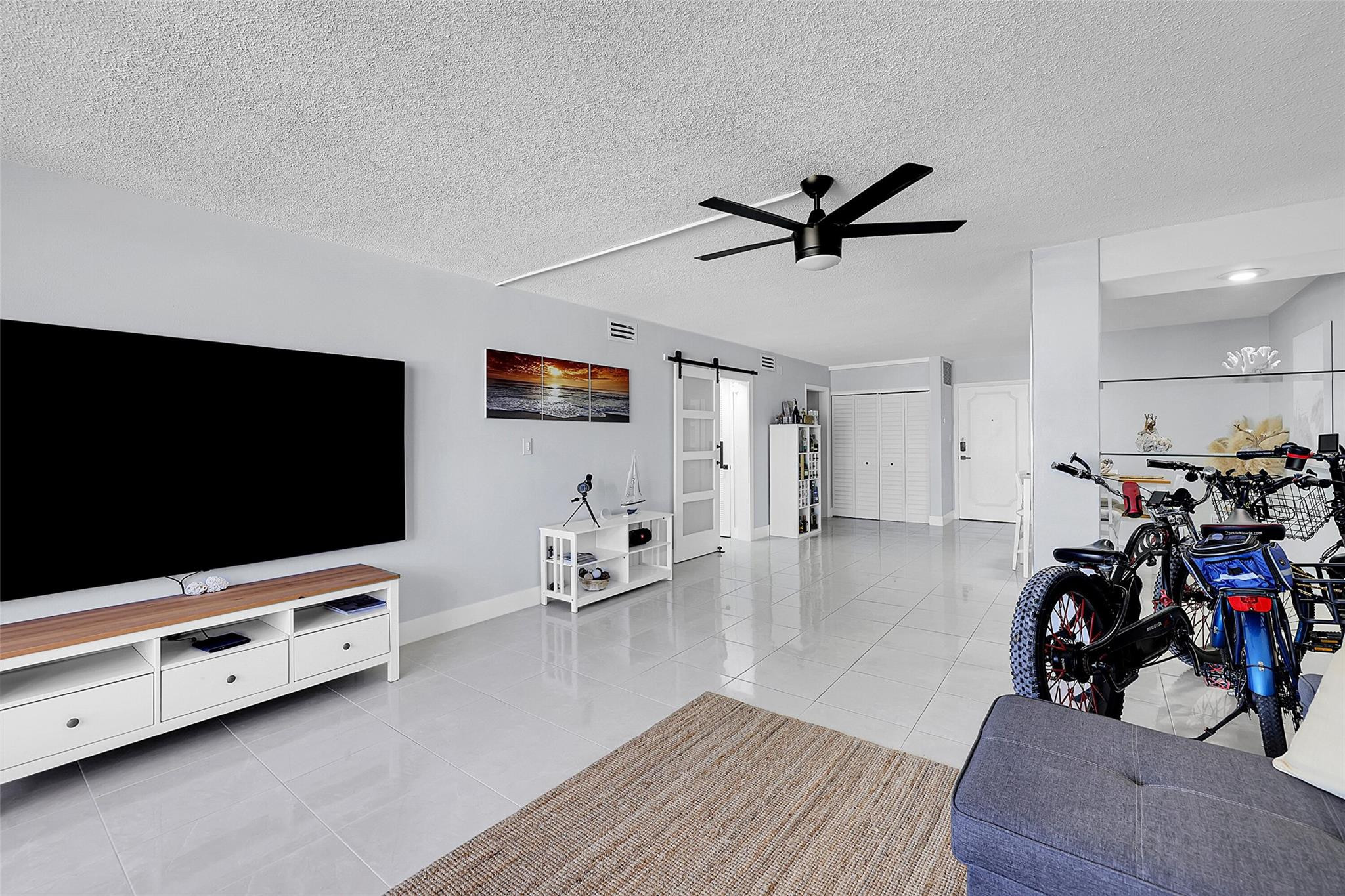 VALIANT HOUSE - Residential