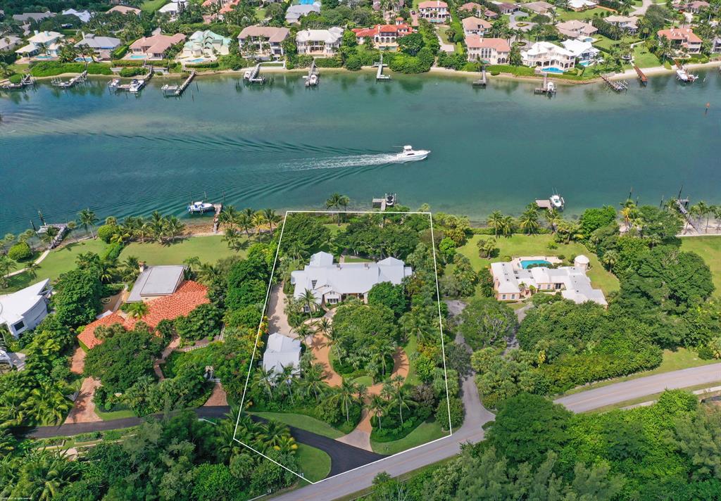 JUPITER ISLAND - Residential
