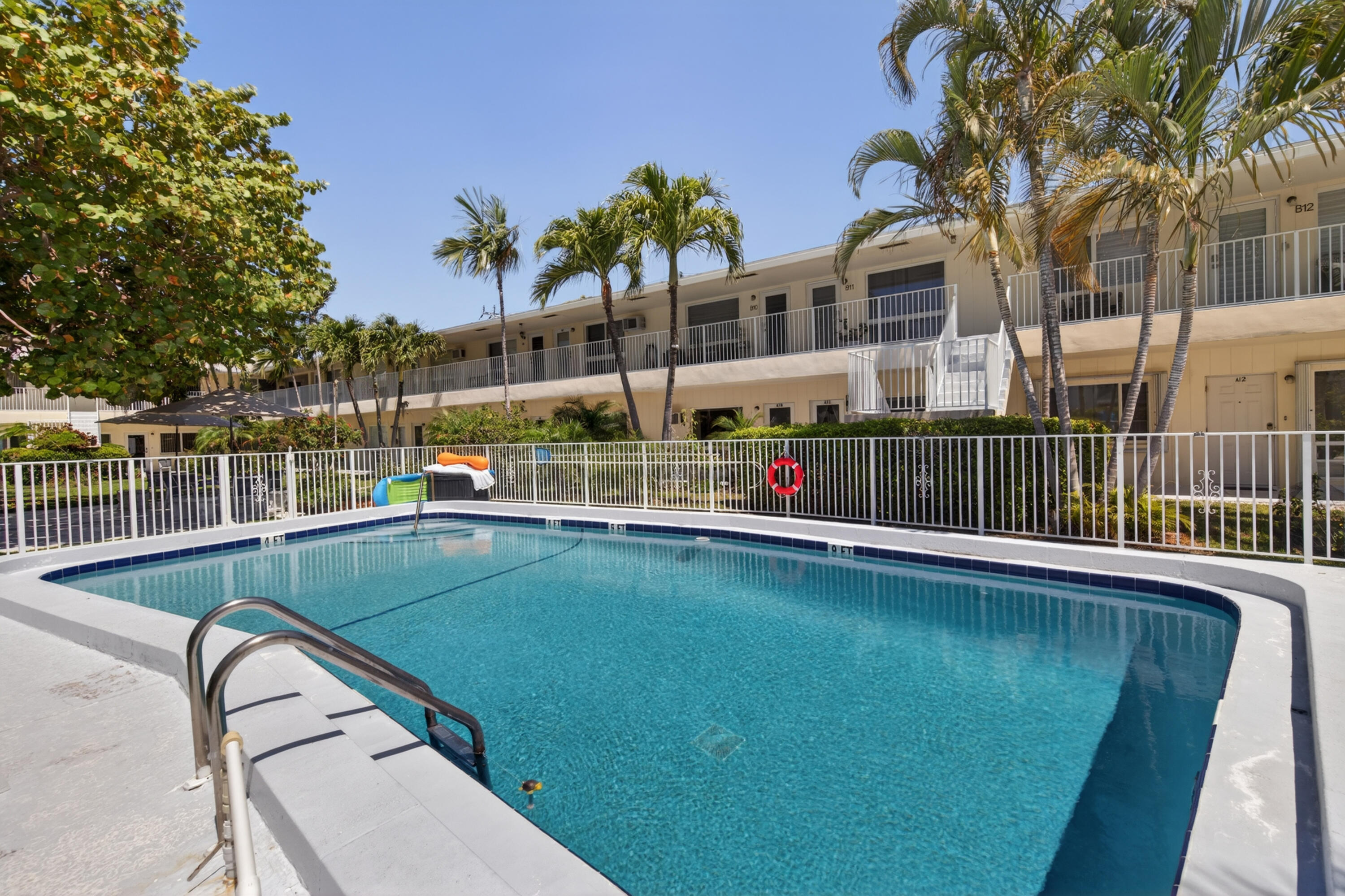 DEAUVILLE WEST INC CO-OP - Residential
