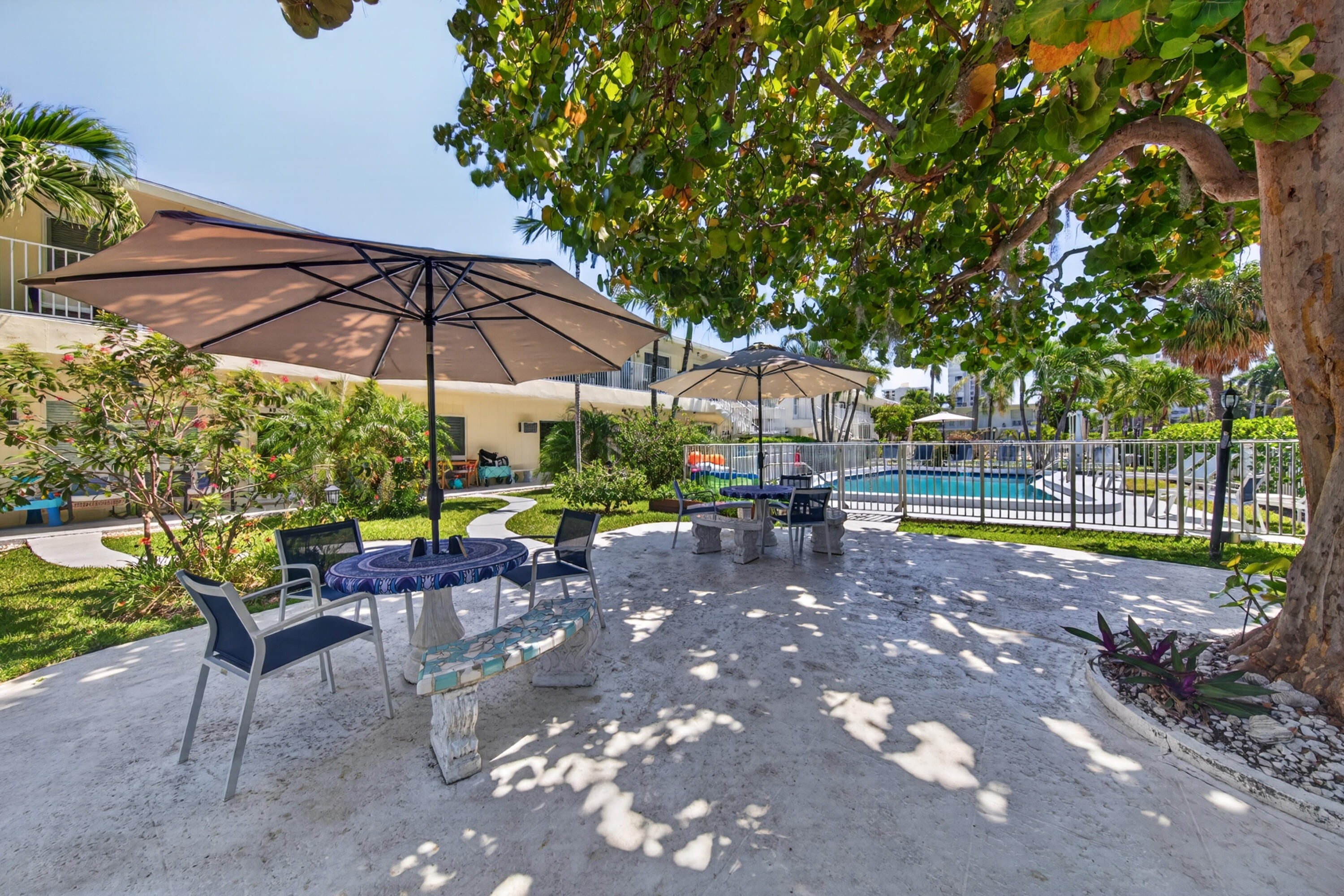 DEAUVILLE WEST INC CO-OP - Residential