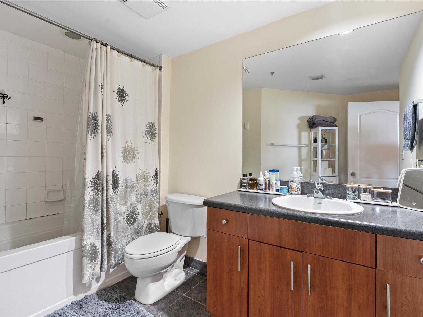 WAVERLY AT LAS OLAS CONDO - Residential Lease