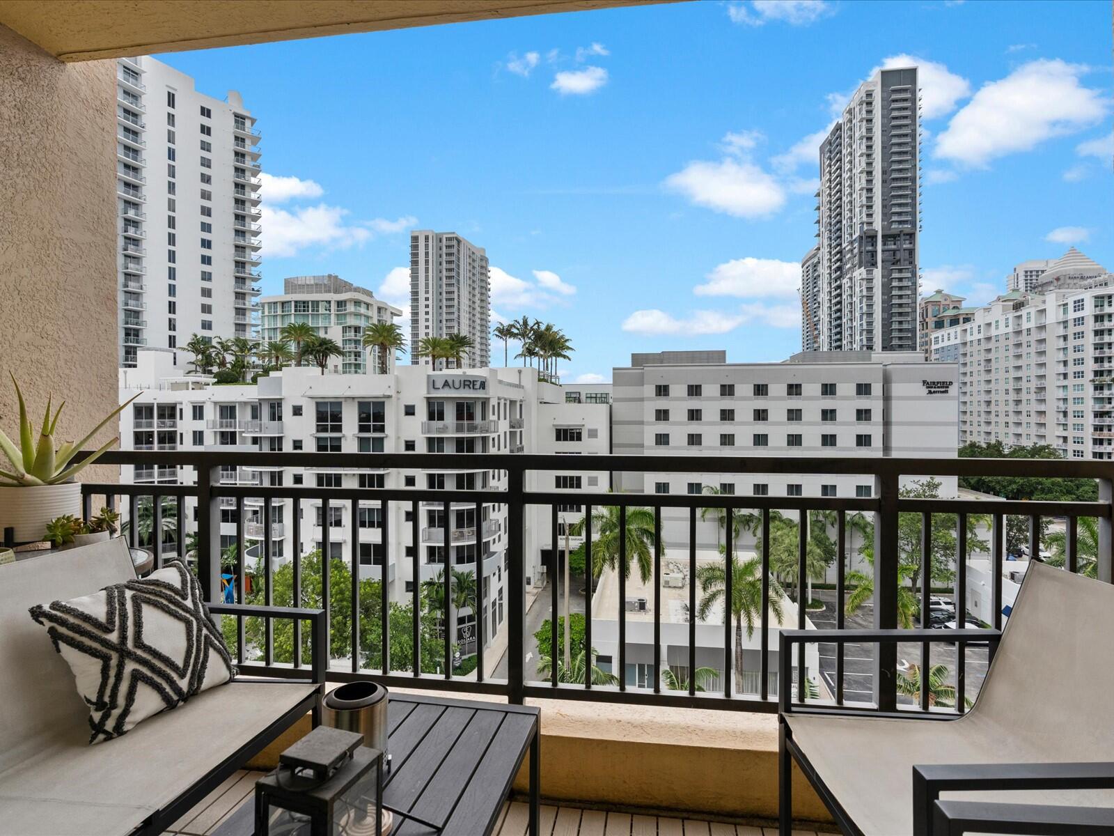 Live in the heart of Downtown Fort Lauderdale at The Waverly at Las Olas. This beautifully furnished 1 bed/1 bath + den/dining area offers 835 sq. ft. of comfortable living, an open layout, full-size washer/dryer, and secure garage parking. Enjoy resort-style amenities including an infinity-edge heated pool, spa, fitness center, concierge/security, valet option, business center, and entertainment areas. Just blocks from Las Olas Boulevard, dining, shopping, nightlife, downtown, beaches, and major roadways. Stylish, convenient, and ready to enjoy.