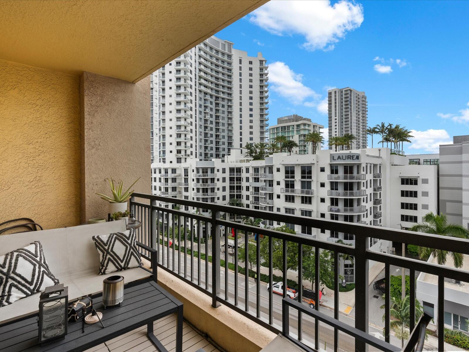 WAVERLY AT LAS OLAS CONDO - Residential Lease