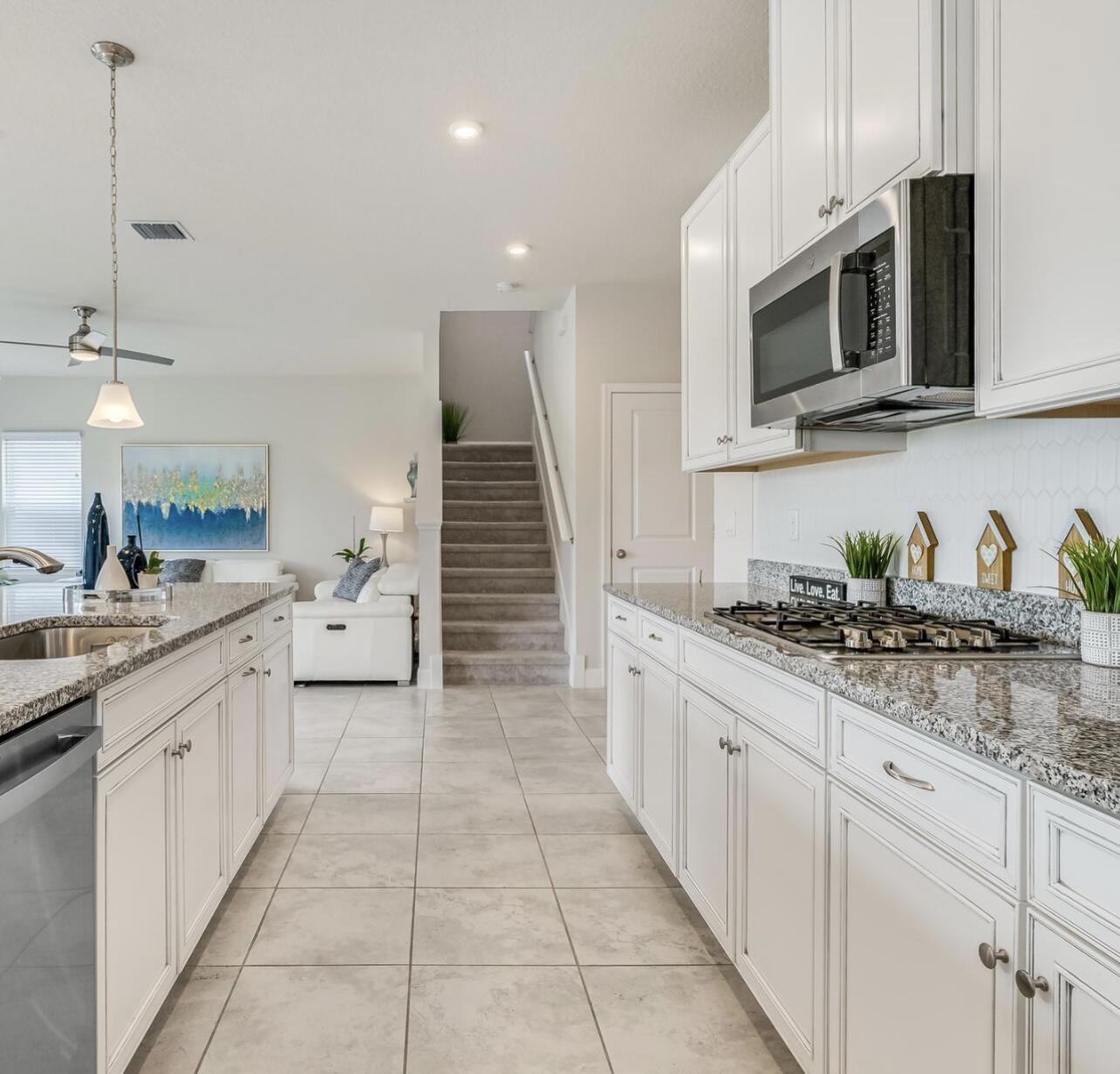 ARDEN PUD POD F EAST - Residential Lease