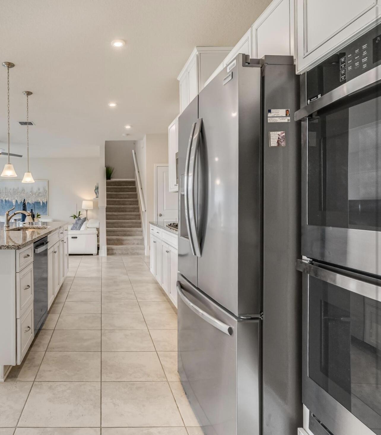 ARDEN PUD POD F EAST - Residential Lease