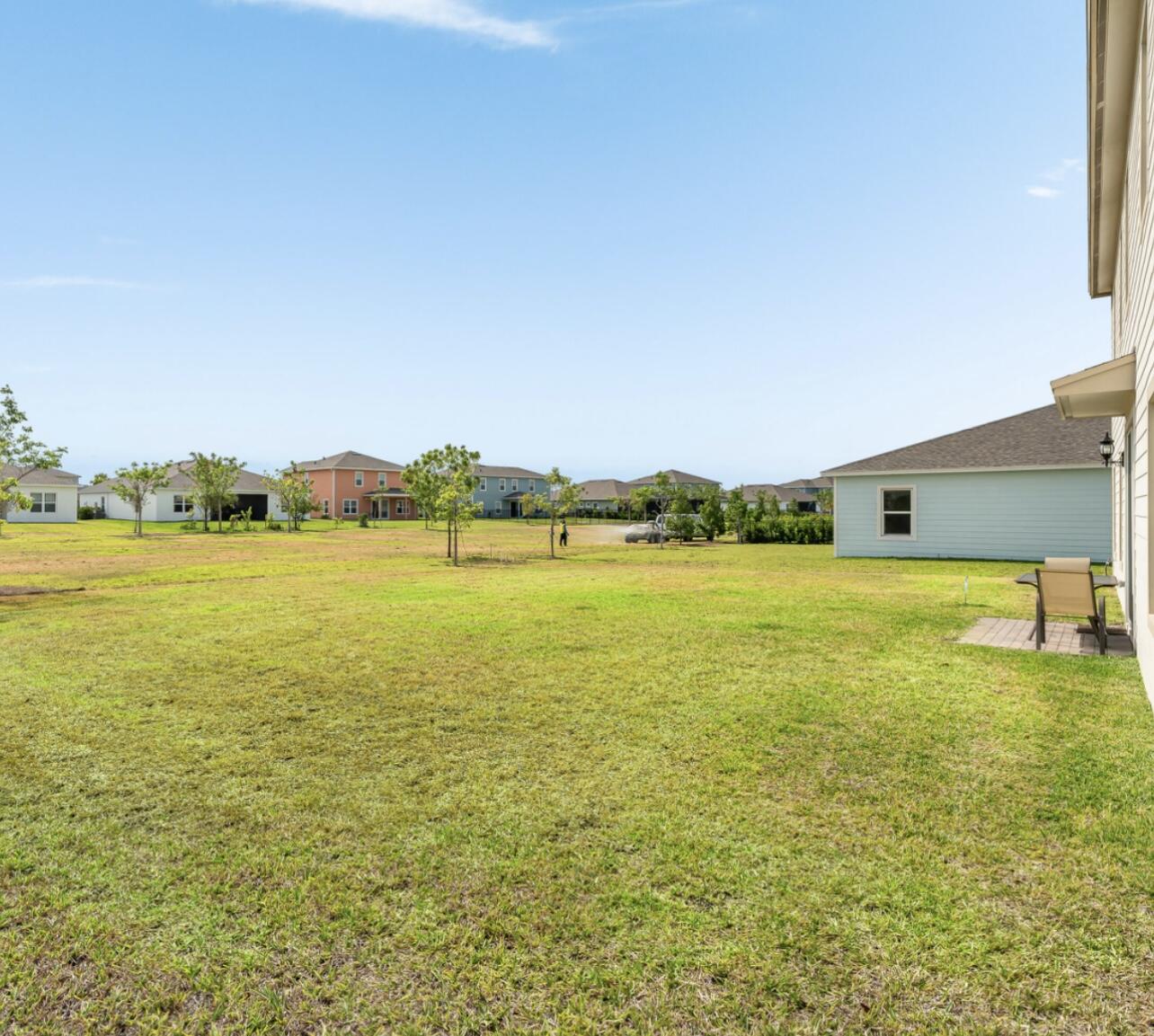ARDEN PUD POD F EAST - Residential Lease