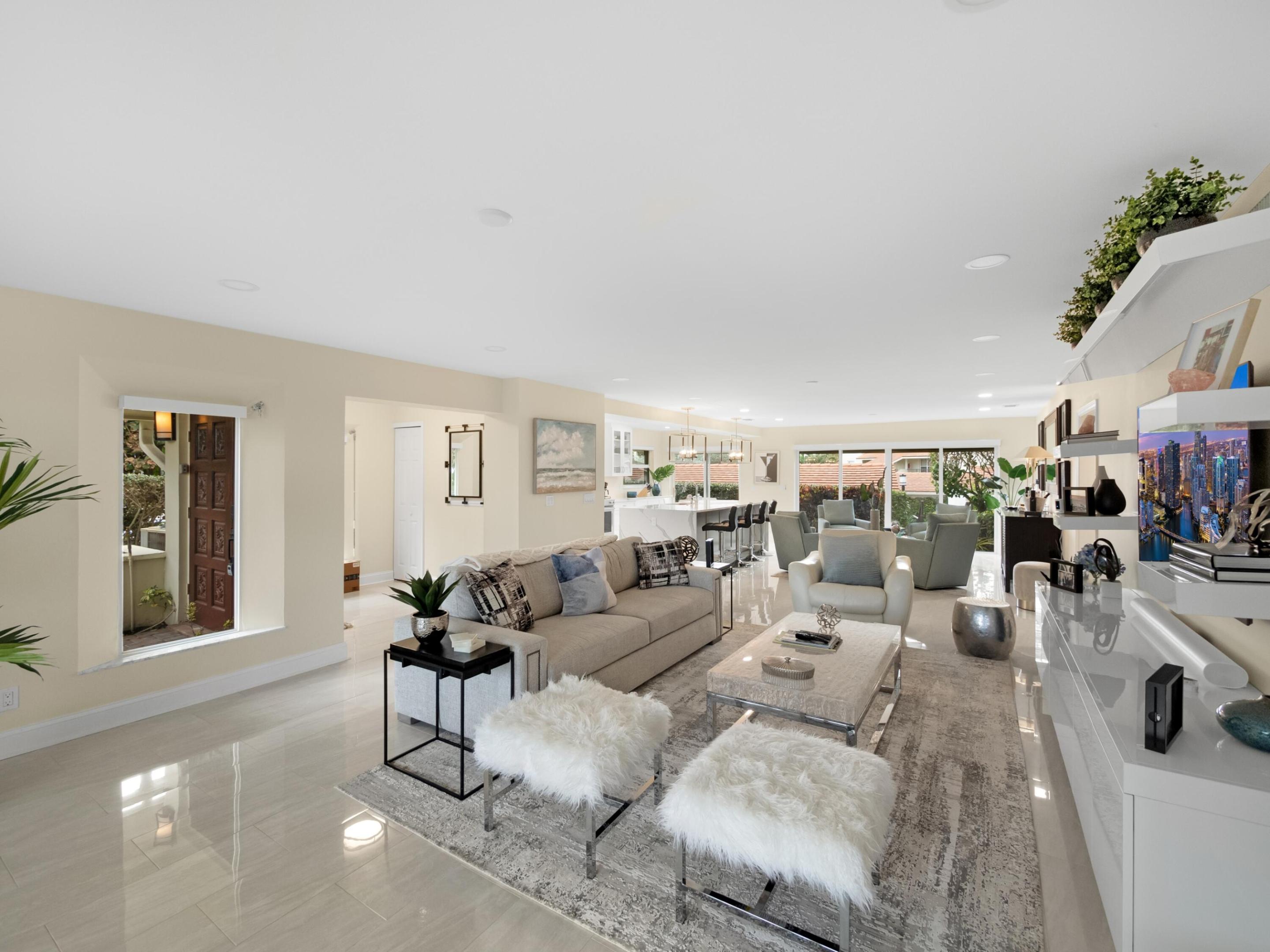 BEACHCOMBER CONDO - Residential Lease