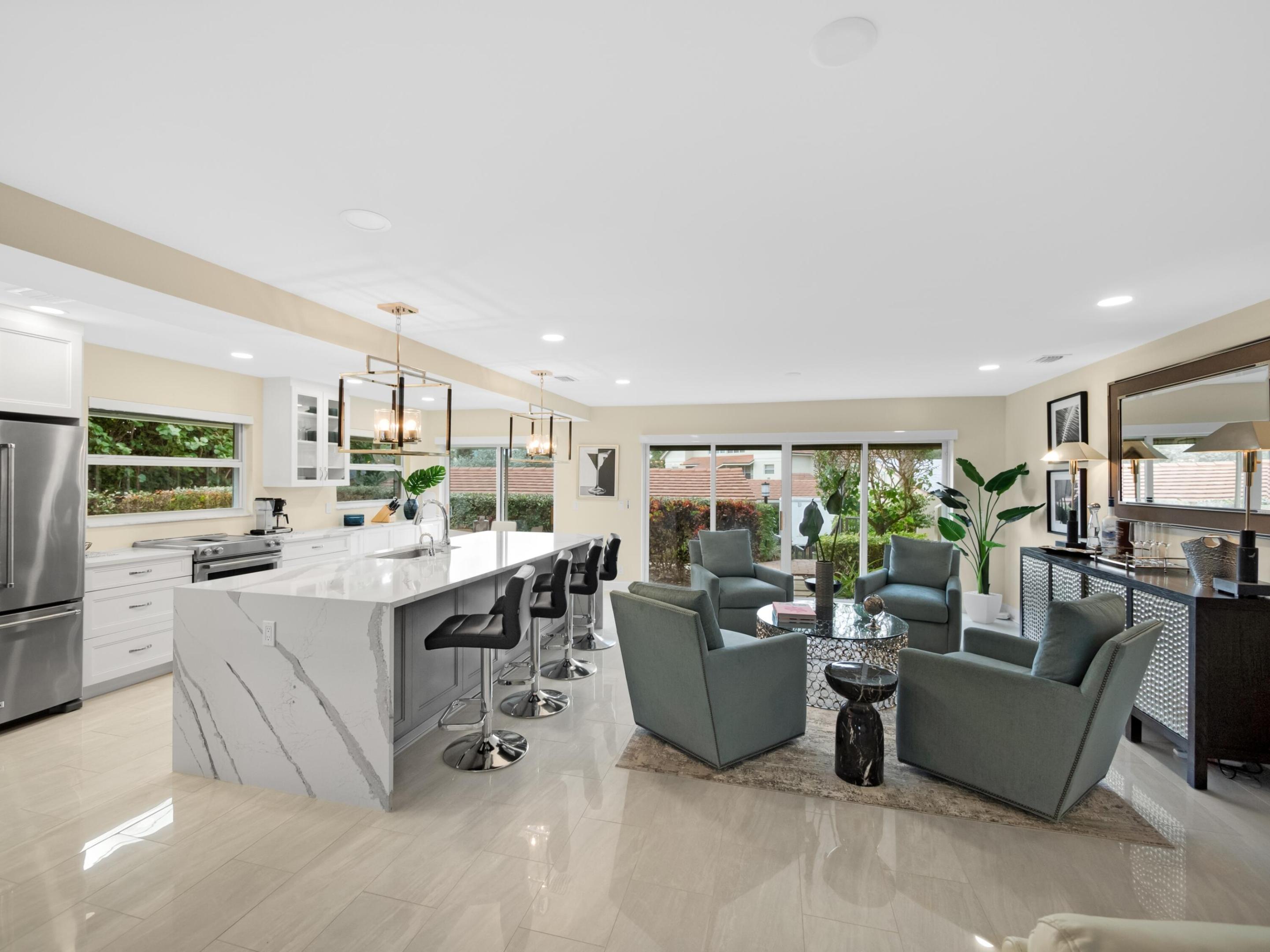 BEACHCOMBER CONDO - Residential Lease
