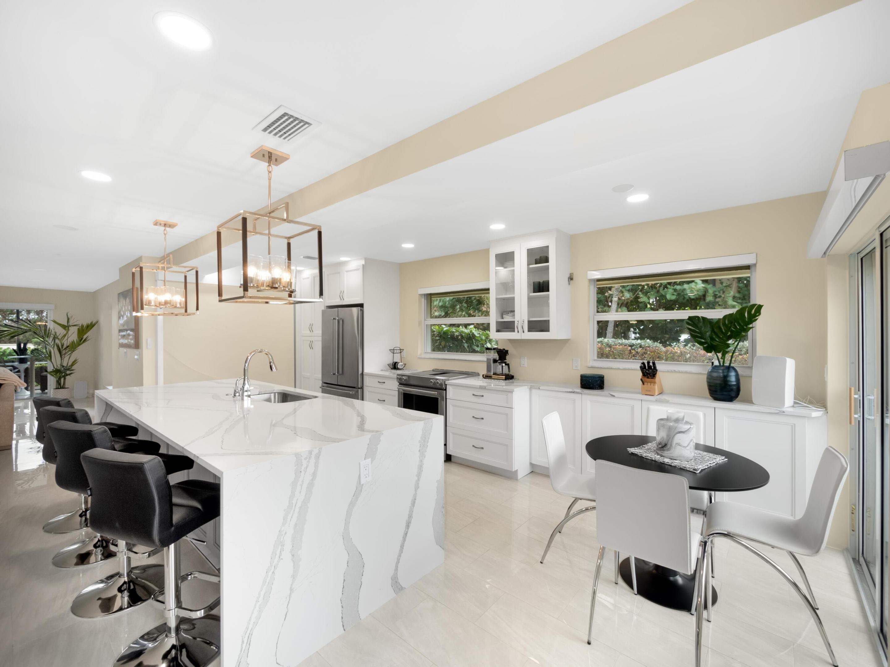 BEACHCOMBER CONDO - Residential Lease