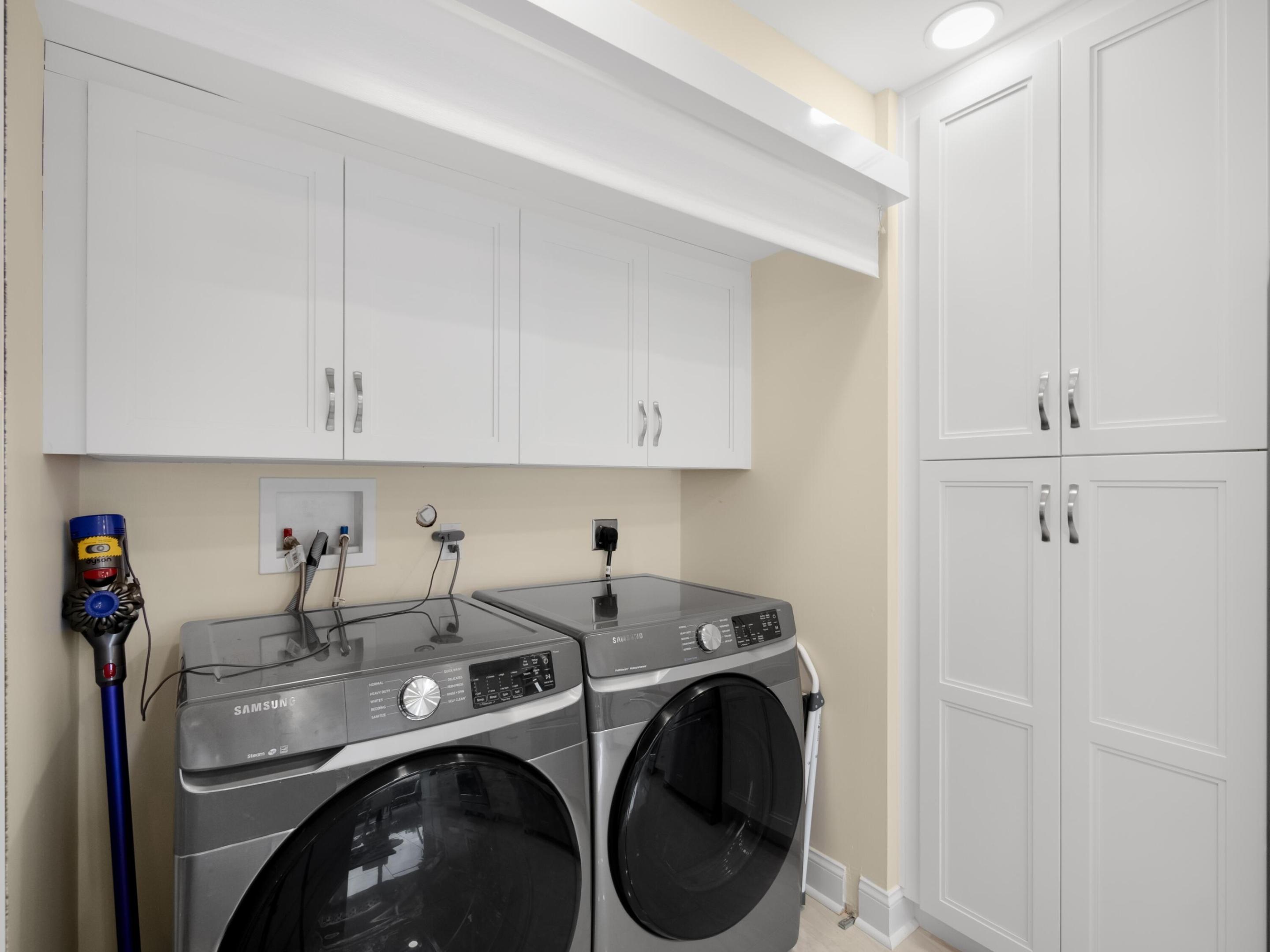 BEACHCOMBER CONDO - Residential Lease