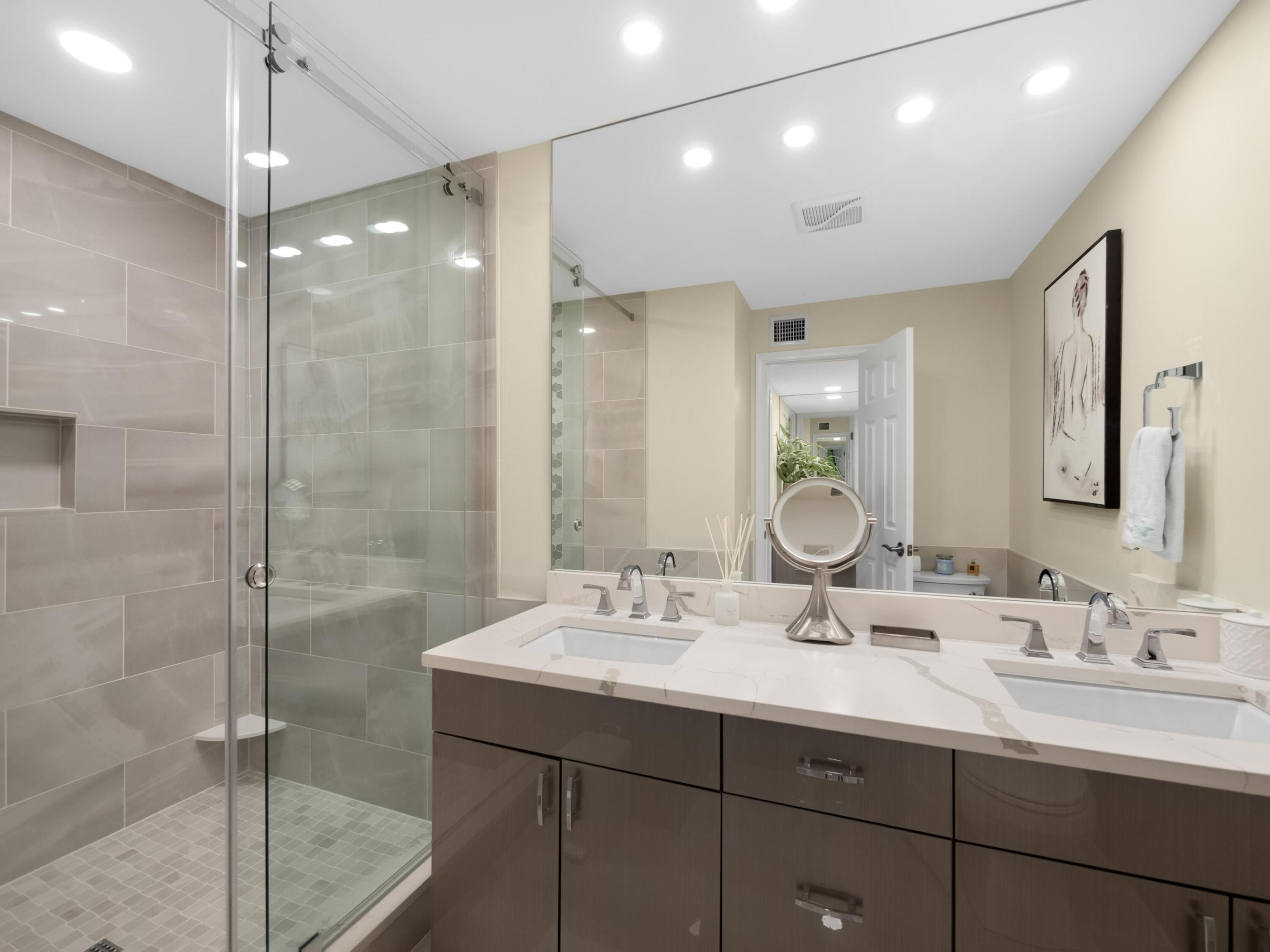 BEACHCOMBER CONDO - Residential Lease