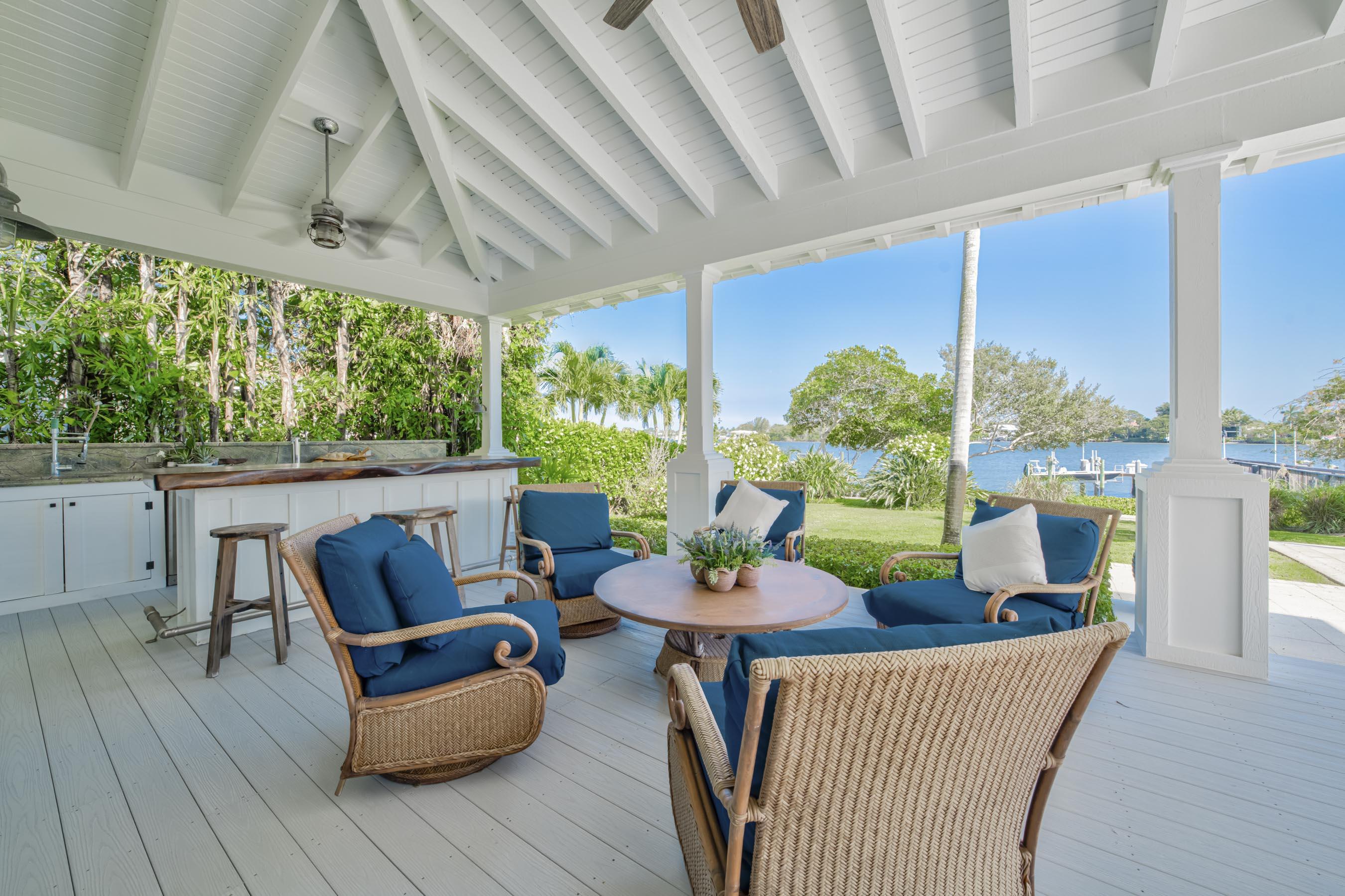 PENNOCK POINT - Residential