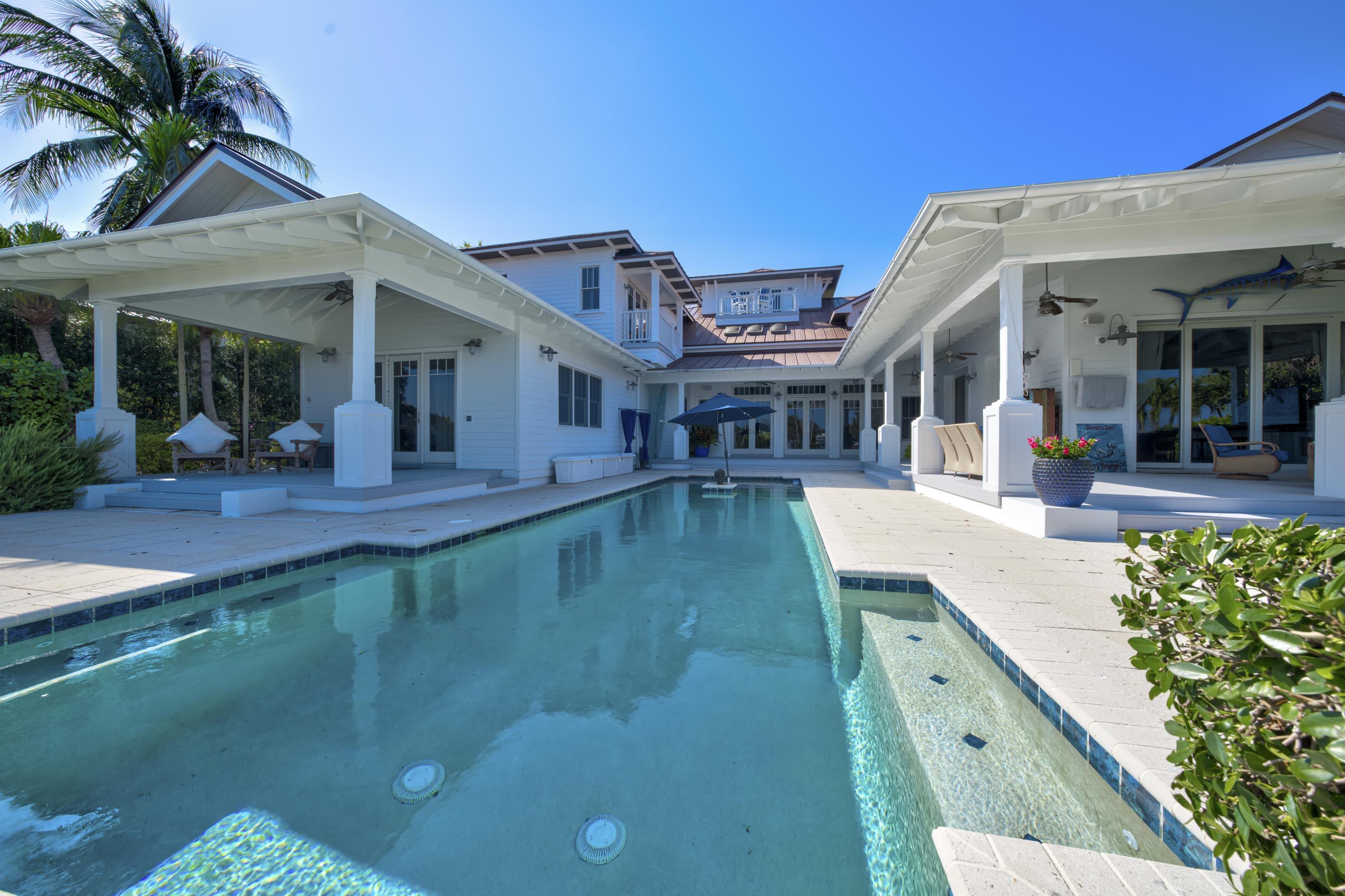 PENNOCK POINT - Residential