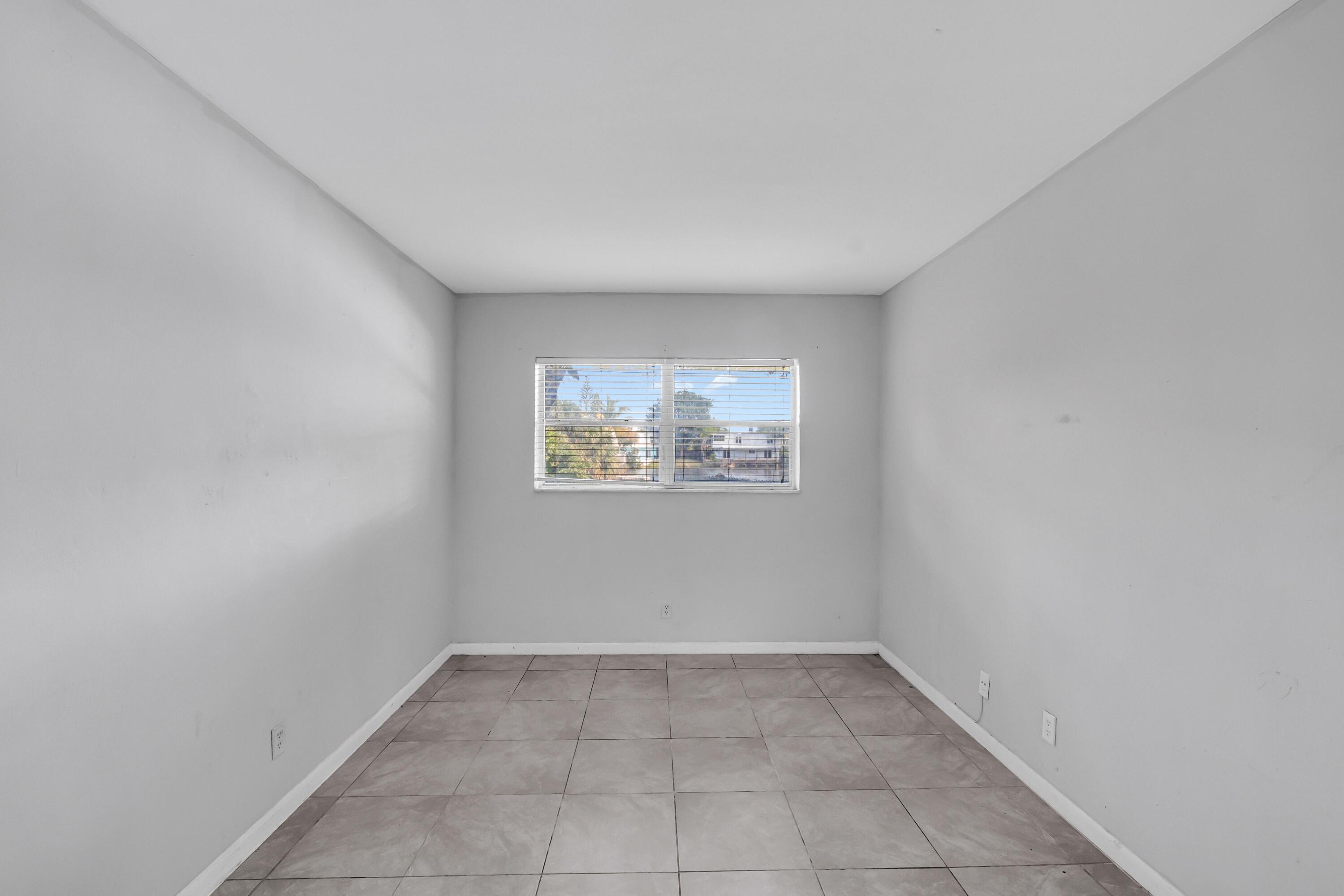 AZUL AT KIMBERLY LAKE CONDO - Residential