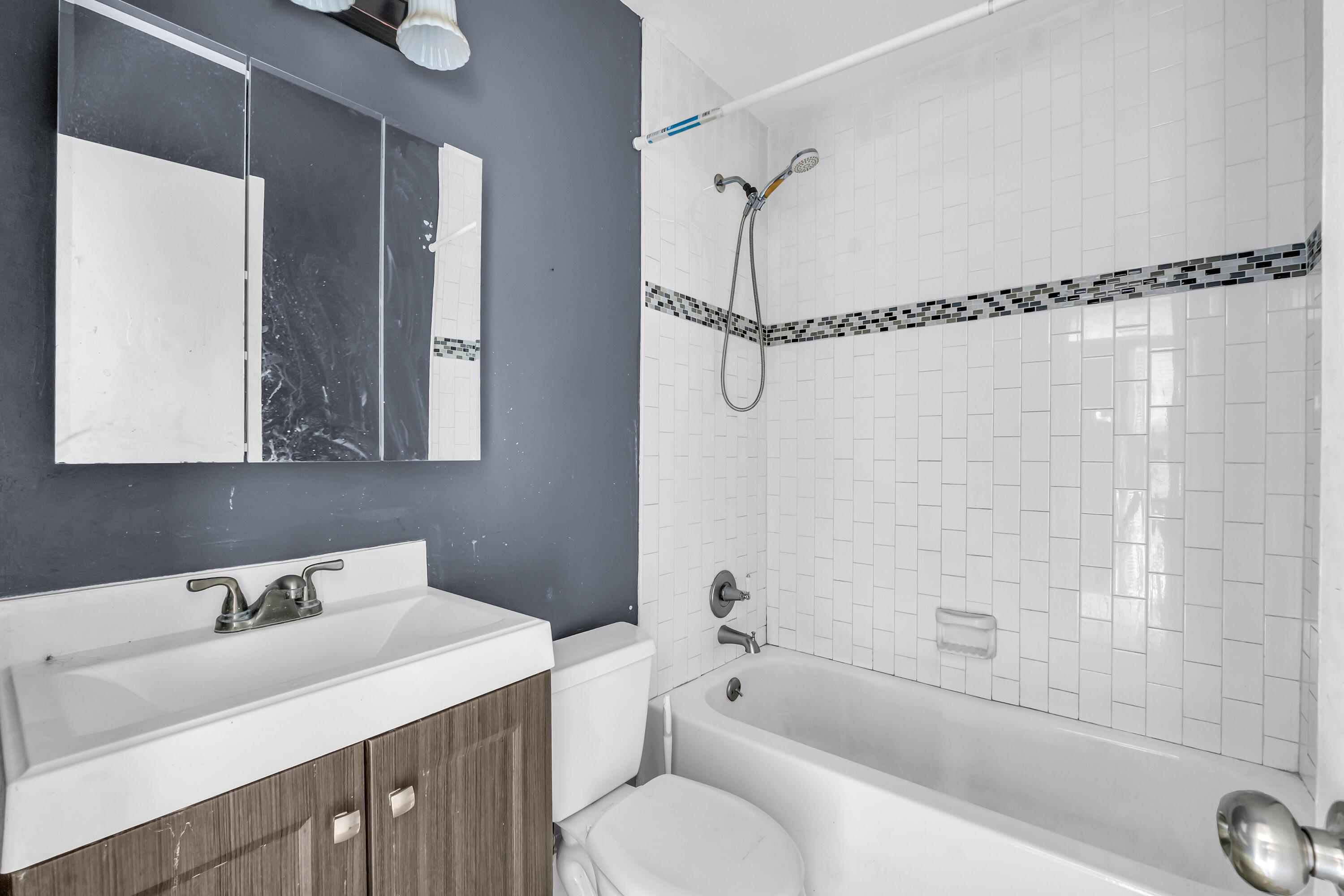 AZUL AT KIMBERLY LAKE CONDO - Residential