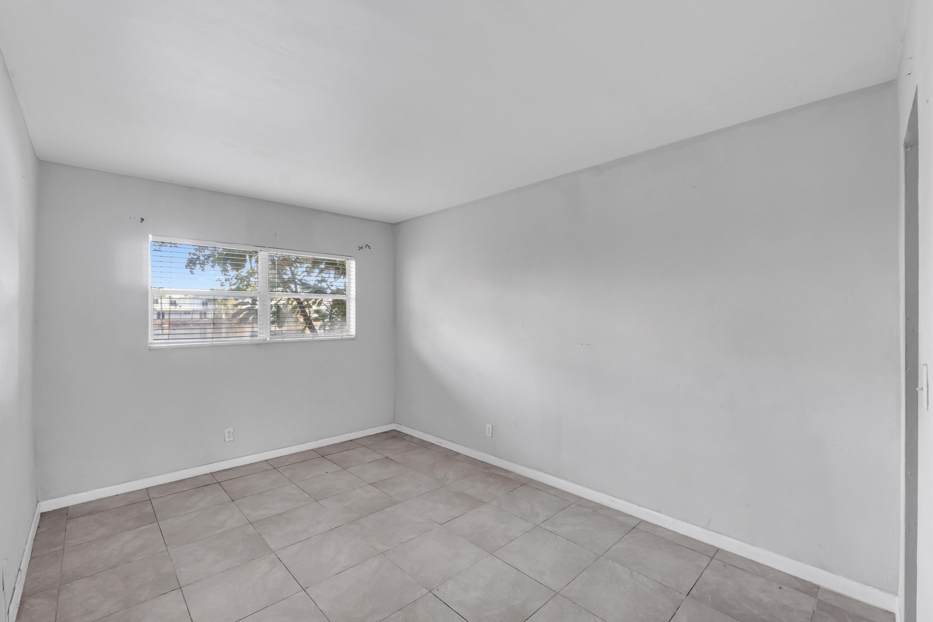 AZUL AT KIMBERLY LAKE CONDO - Residential