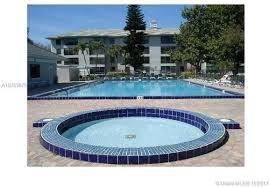 CONDO 23 OF WHITEHALL CONDOS - Residential