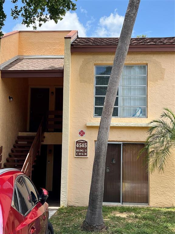 ARBOR KEYS CONDO - Residential