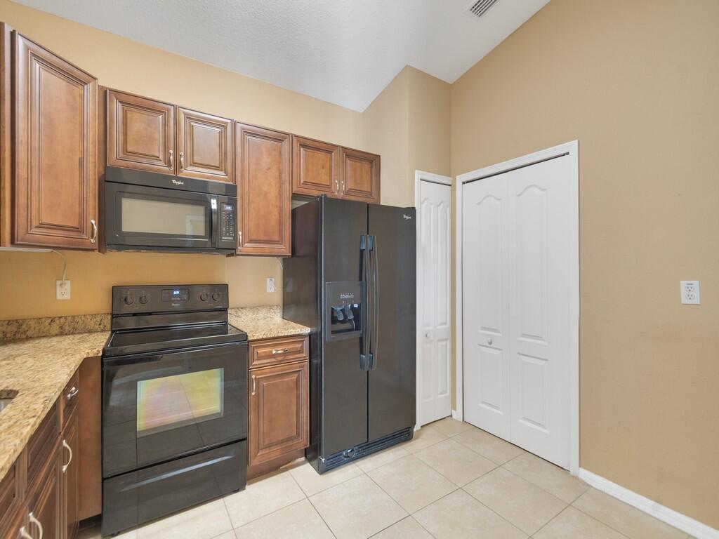 LINKSIDE AT GATOR TRACE - Residential