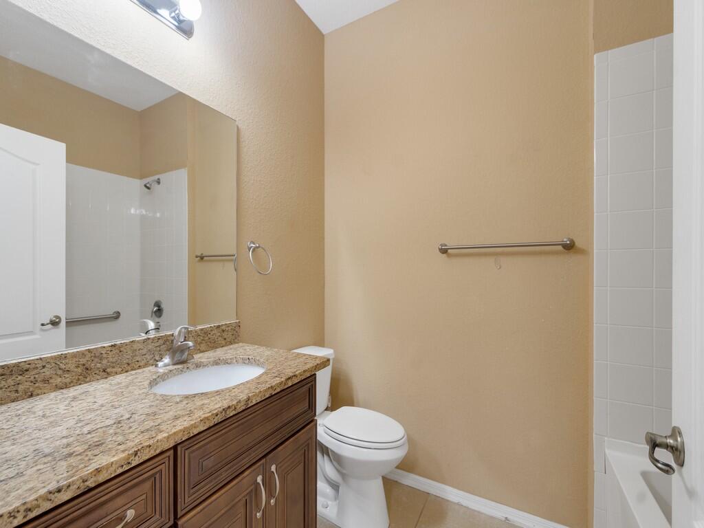 LINKSIDE AT GATOR TRACE - Residential