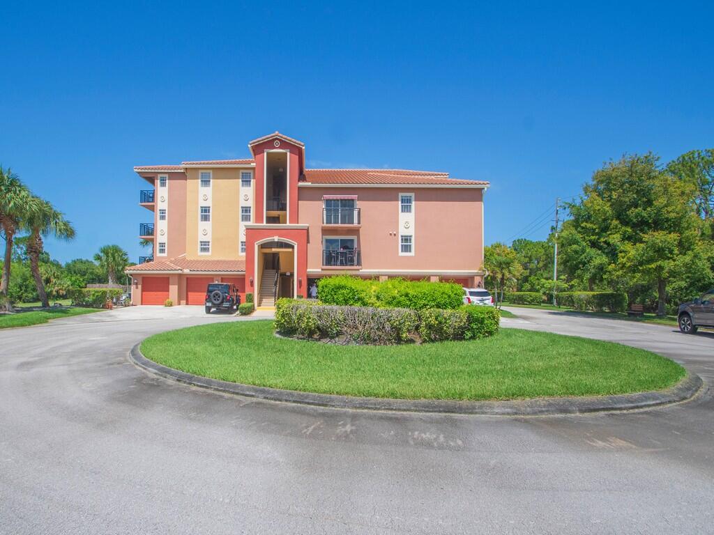 LINKSIDE AT GATOR TRACE - Residential
