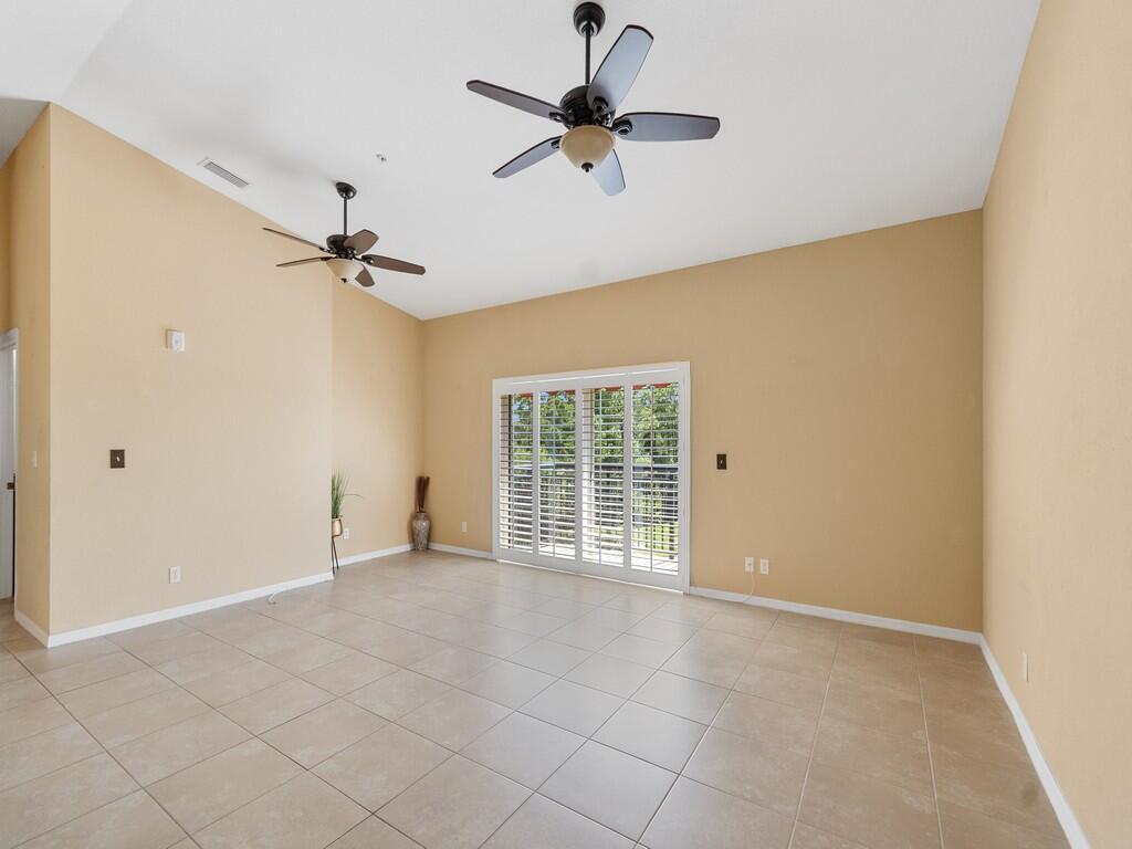 LINKSIDE AT GATOR TRACE - Residential