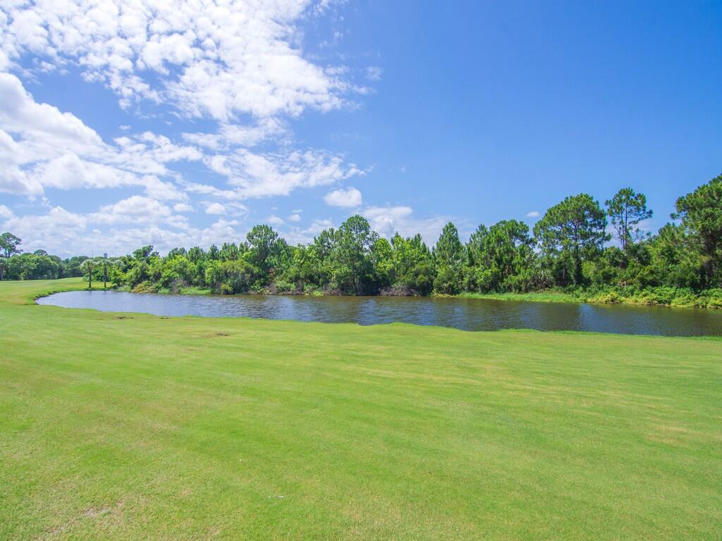 LINKSIDE AT GATOR TRACE - Residential