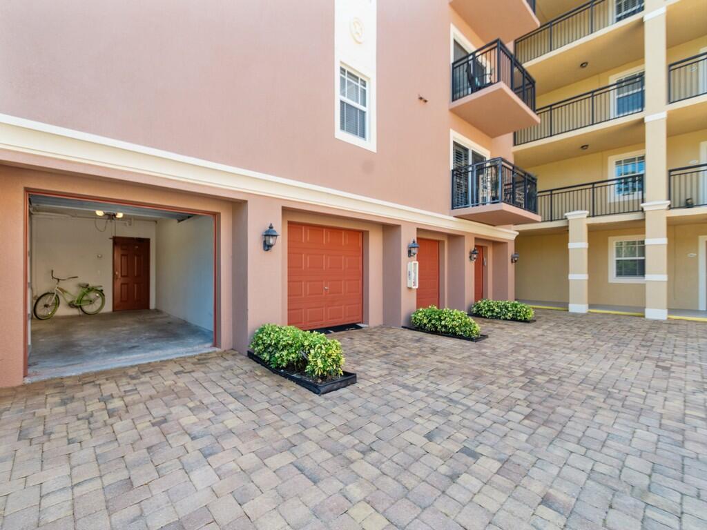 LINKSIDE AT GATOR TRACE - Residential