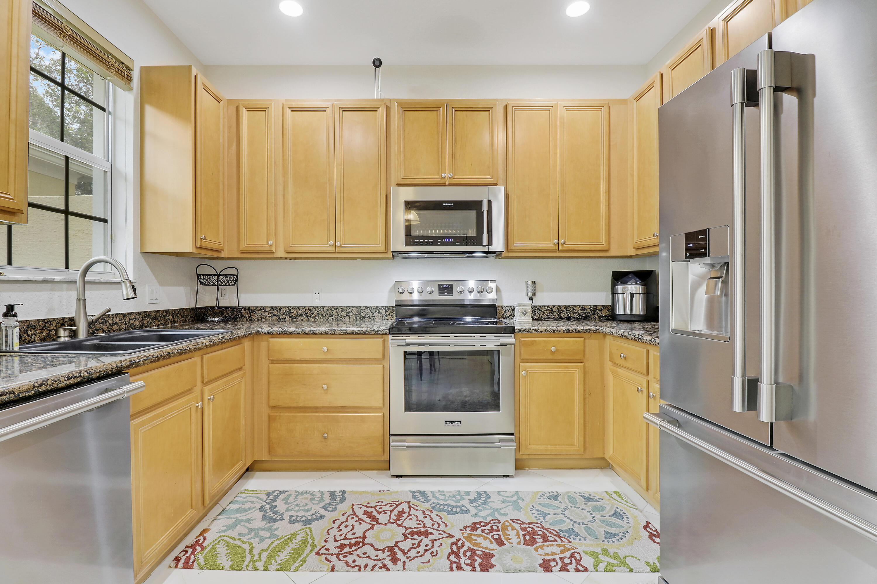 SANDPIPER COVE AT BOTANICA CONDO - Residential
